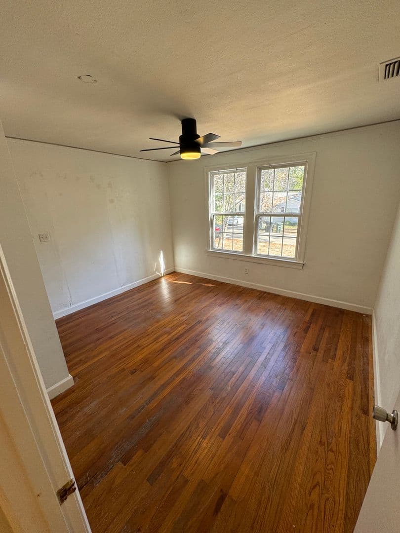 104 Edwards Street 17 of 18