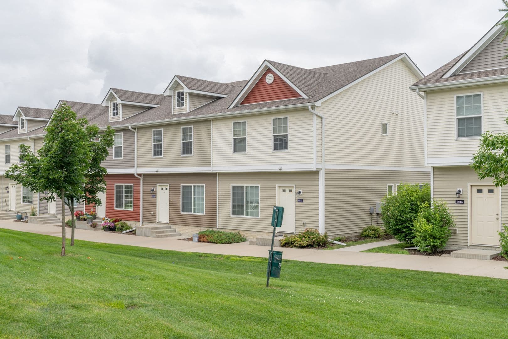 Fantastic Johnston Townhome Rental! 33 of 34