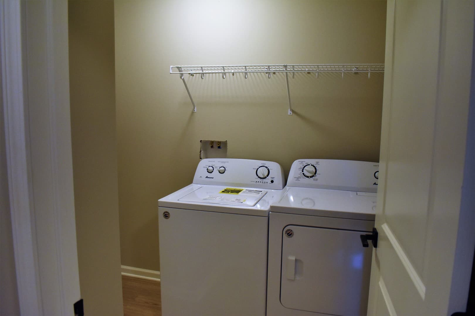 Glen Esk Apartments 7 of 26