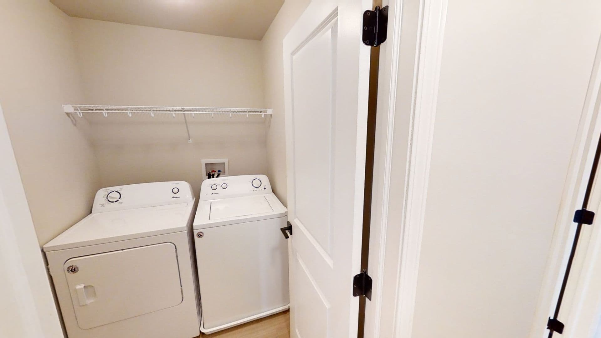 Glen Esk Apartments 10 of 30