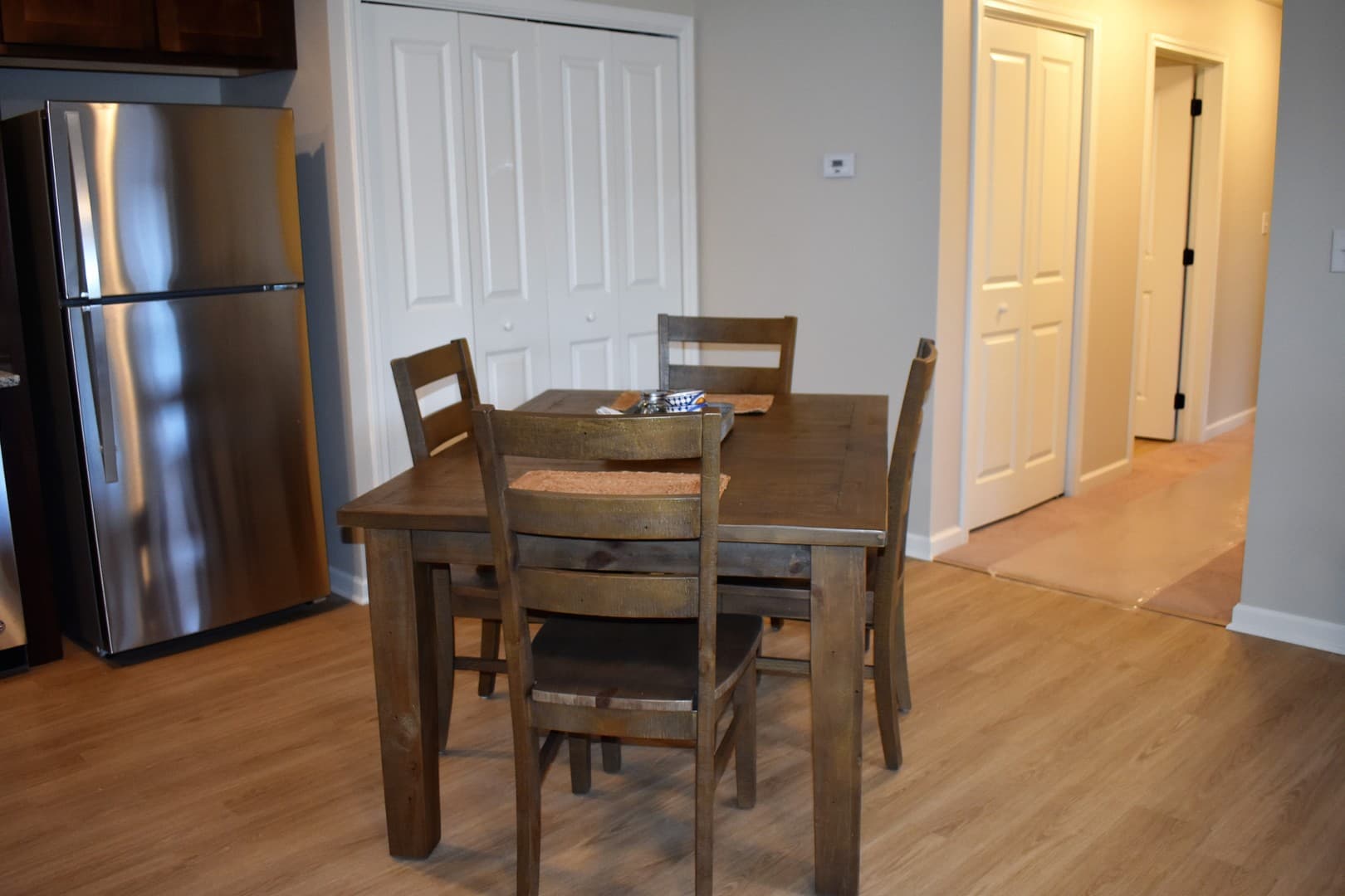 Glen Esk Apartments 7 of 27