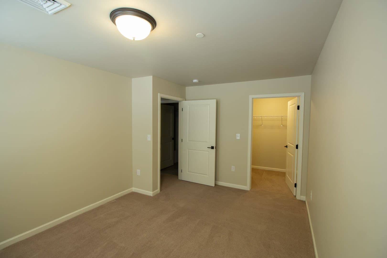 Glen Esk Apartments 8 of 26