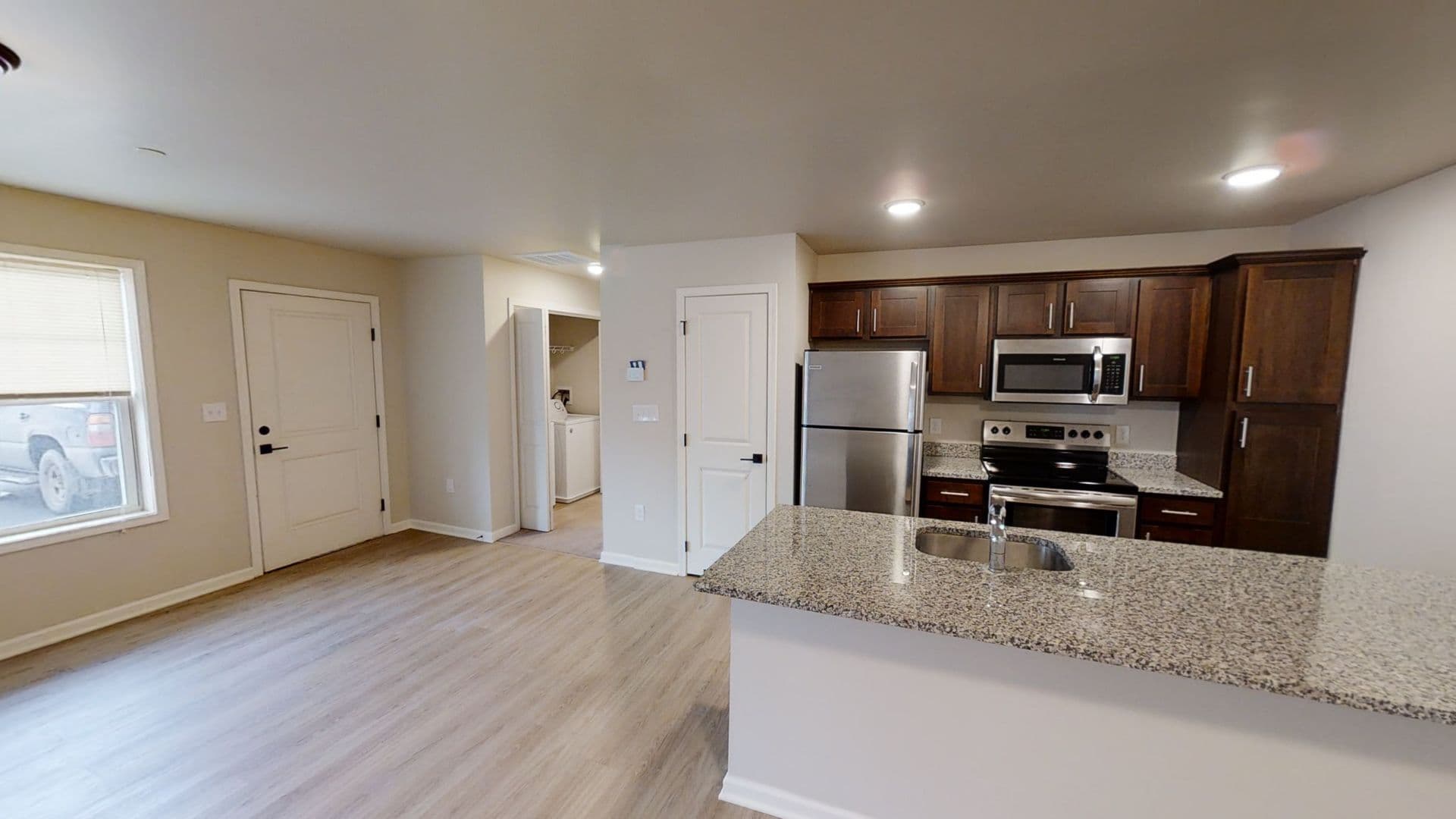 Glen Esk Apartments 8 of 16