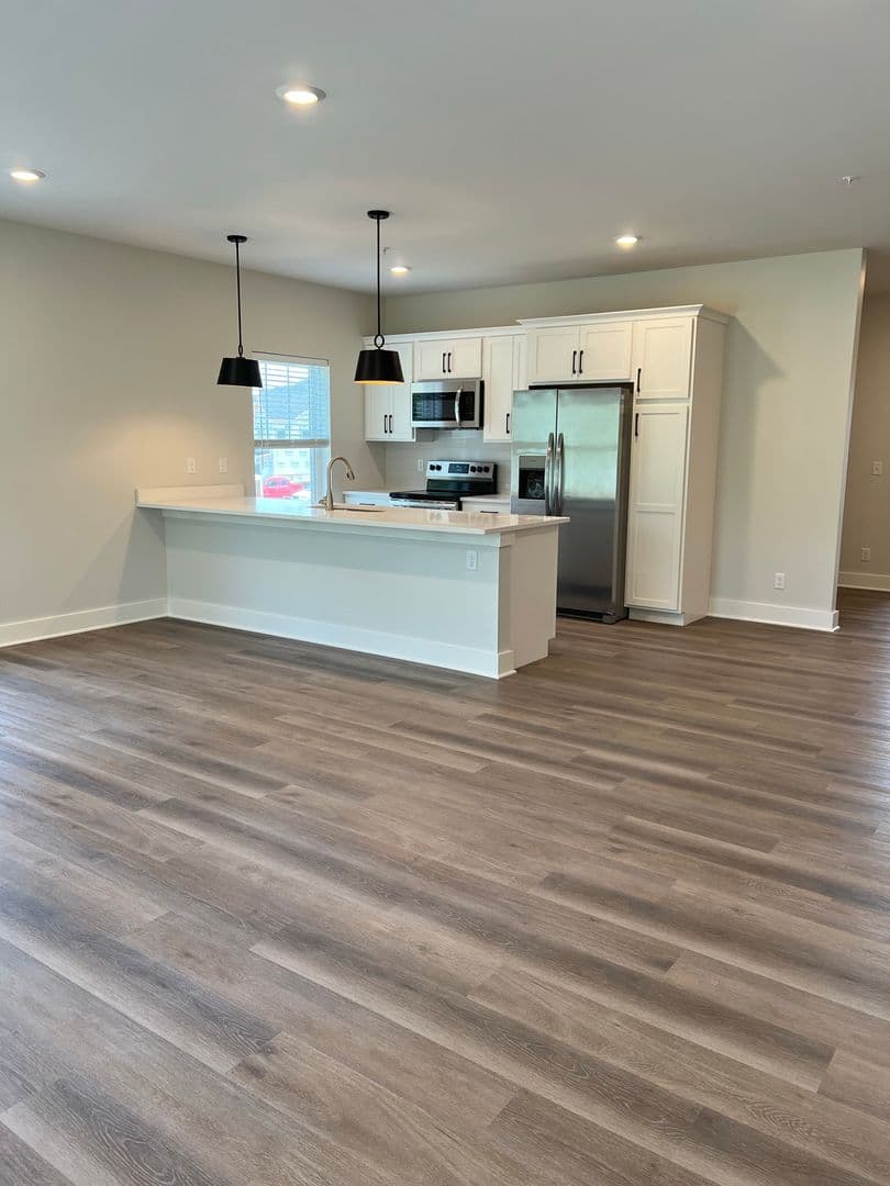 Residence at Wemple Road 1 of 20