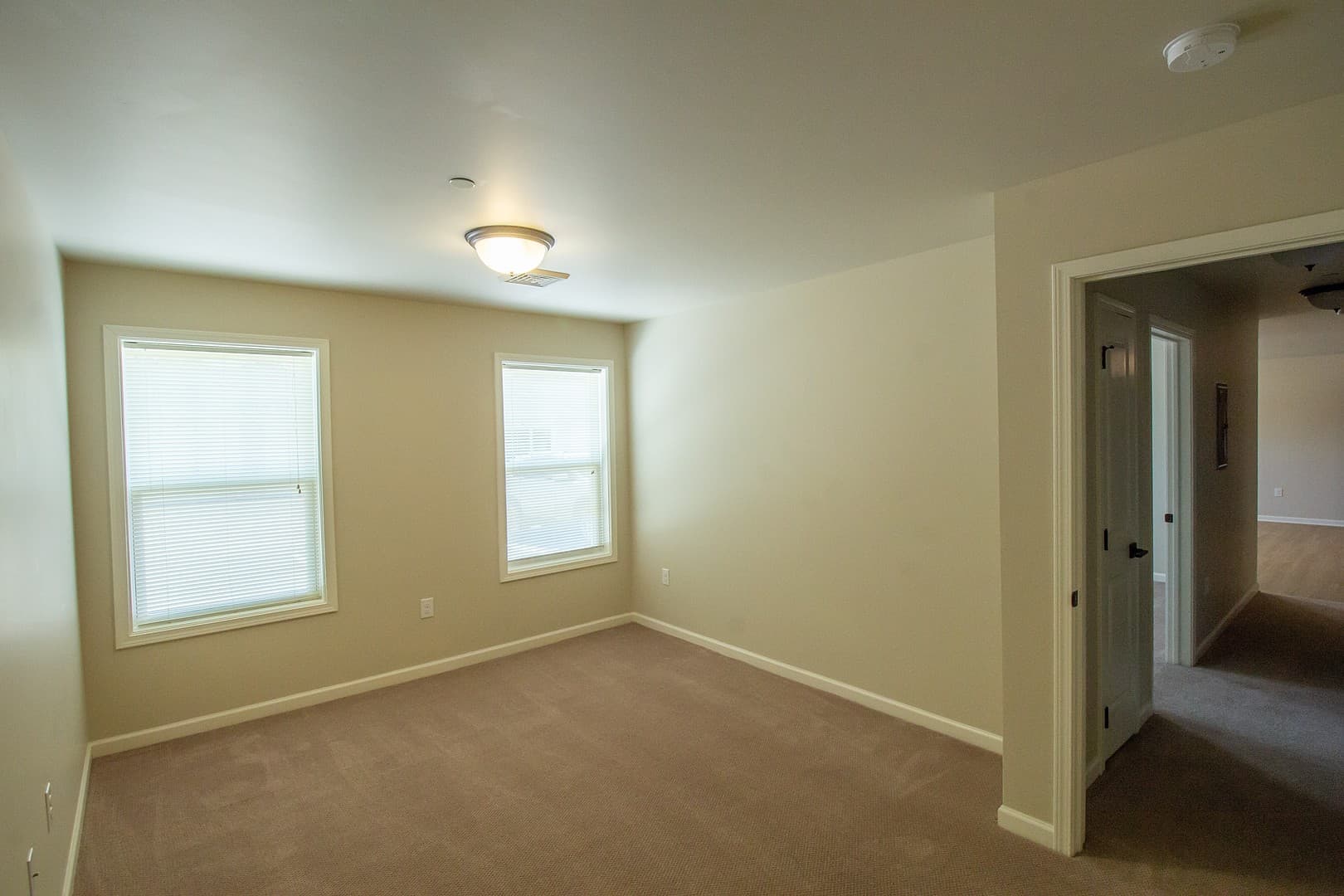 Glen Esk Apartments 14 of 26