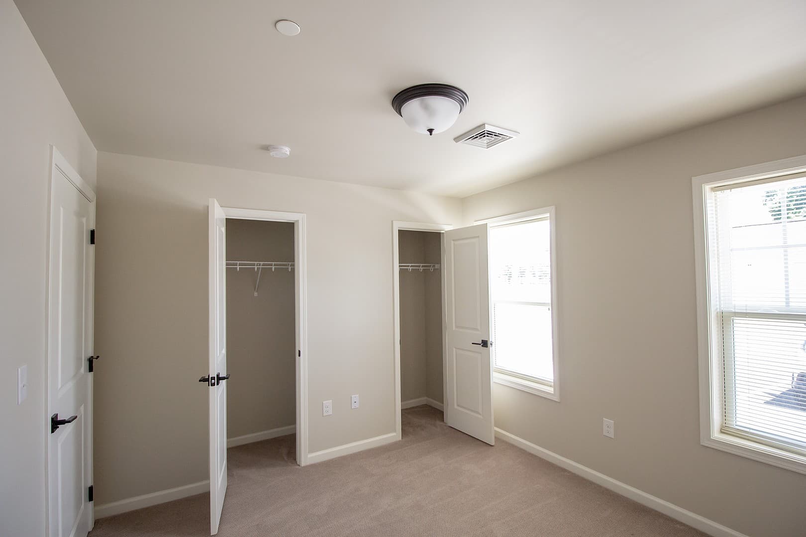 Glen Esk Apartments 18 of 26