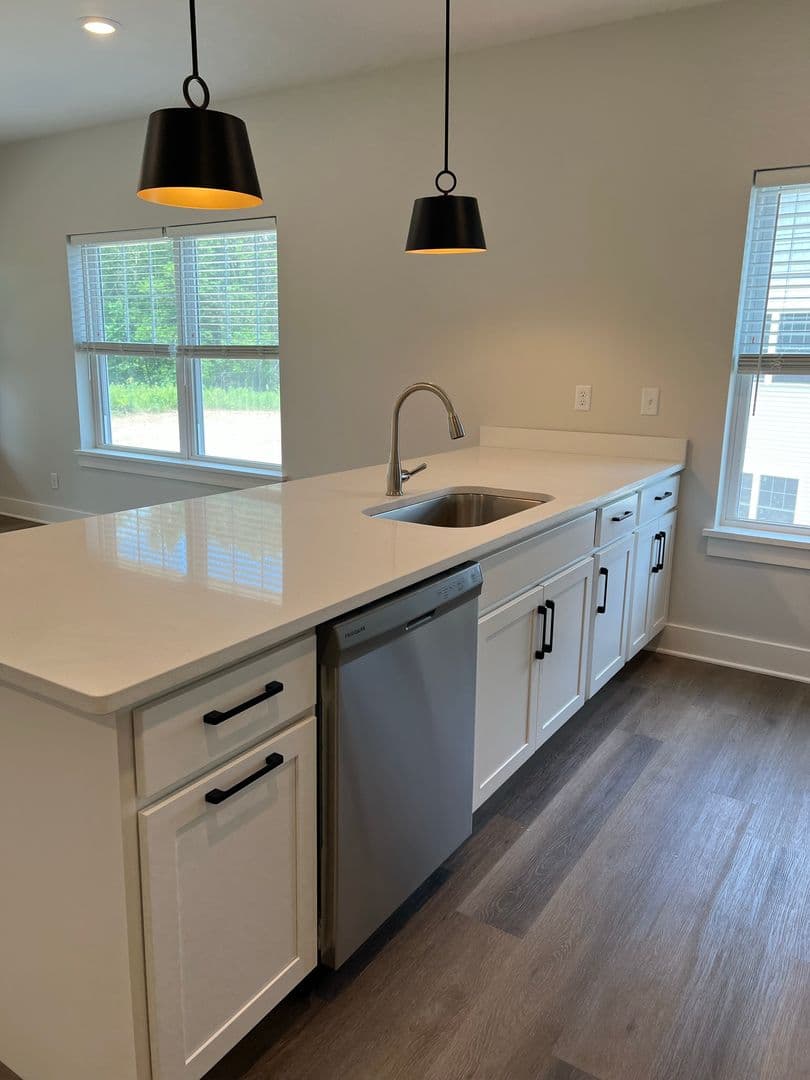 Residence at Wemple Road 4 of 20
