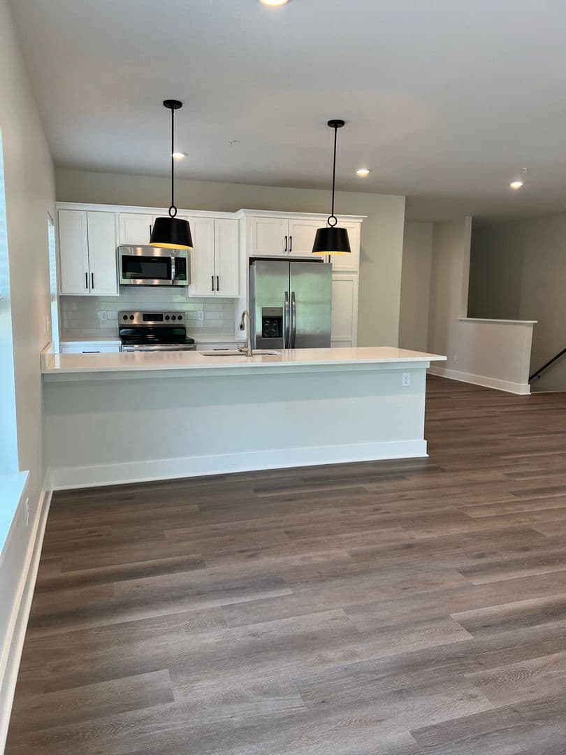 Residence at Wemple Road 2 of 20