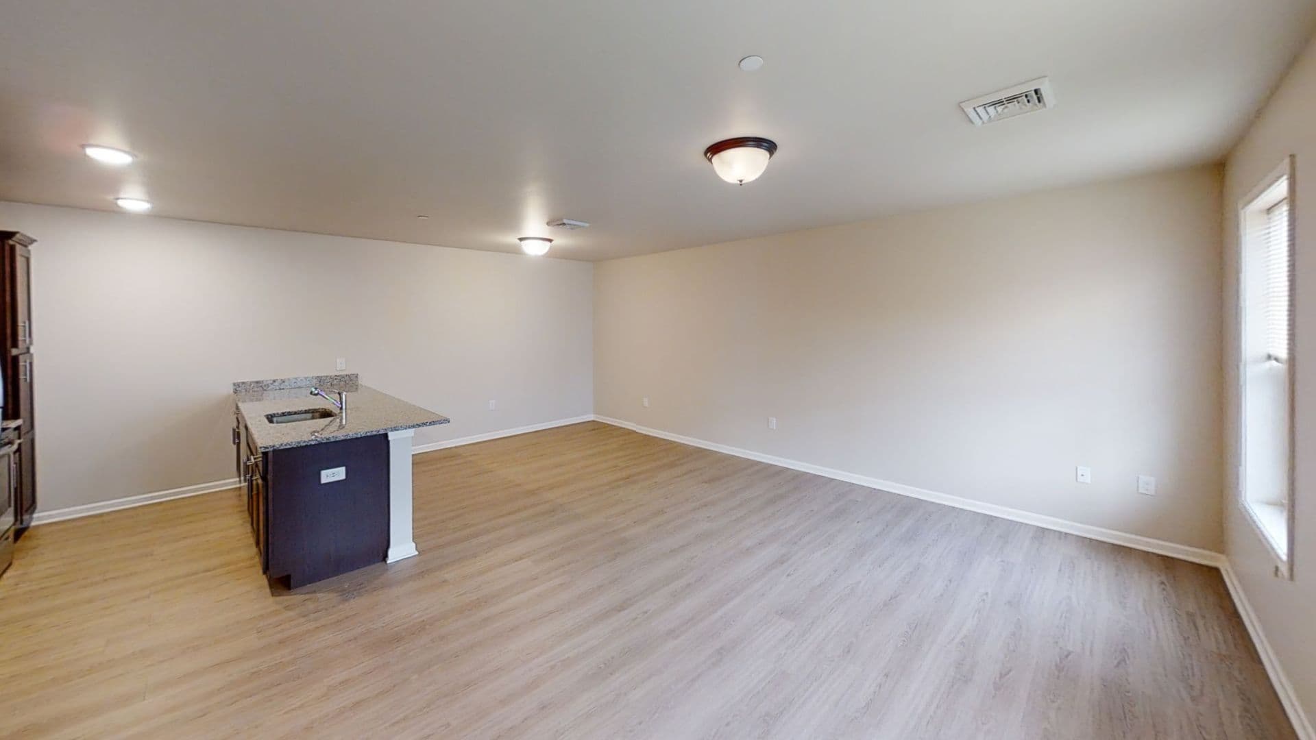 Glen Esk Apartments 6 of 16