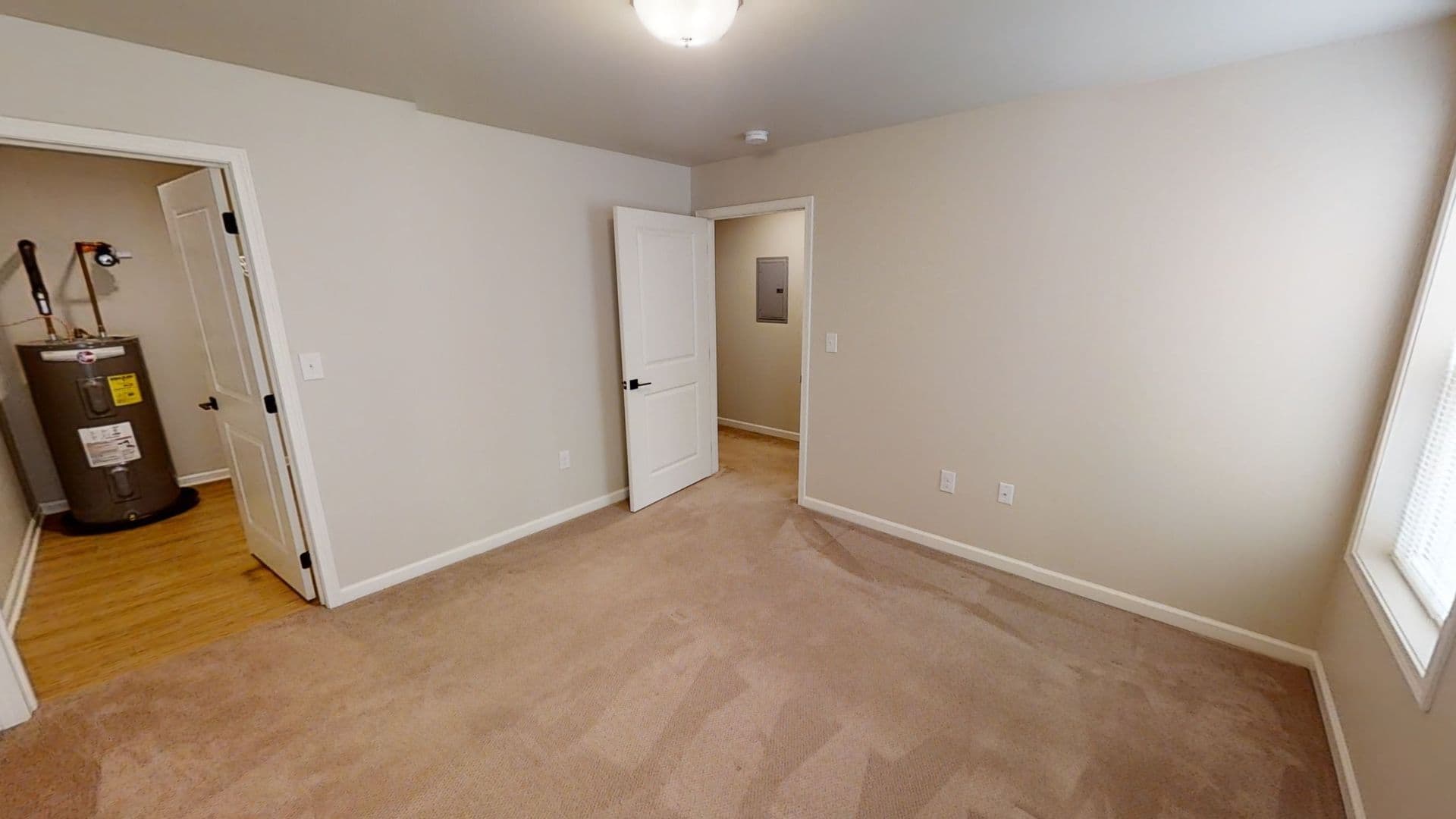 Glen Esk Apartments 12 of 16