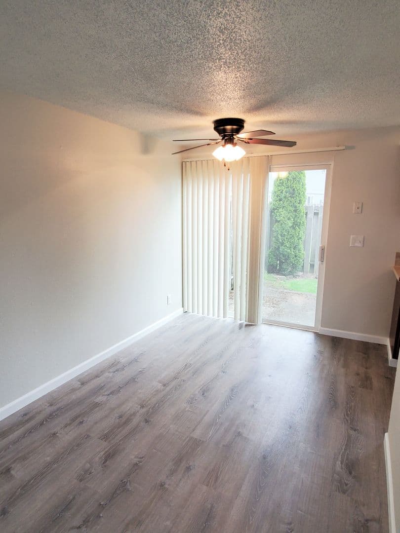 Remodeled 2 Bedroom for only $1795/mo 5 of 11