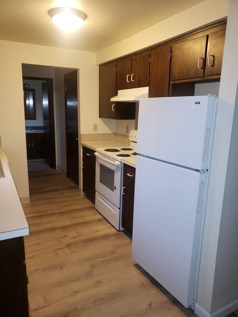 Remodeled 2 Bedroom for only $1495/mo 4 of 10