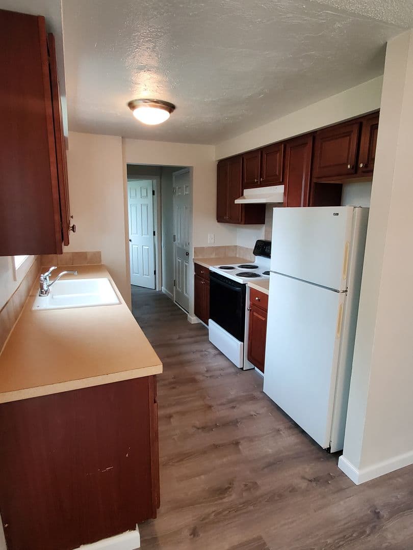 Remodeled 2 Bedroom for only $1795/mo 7 of 11