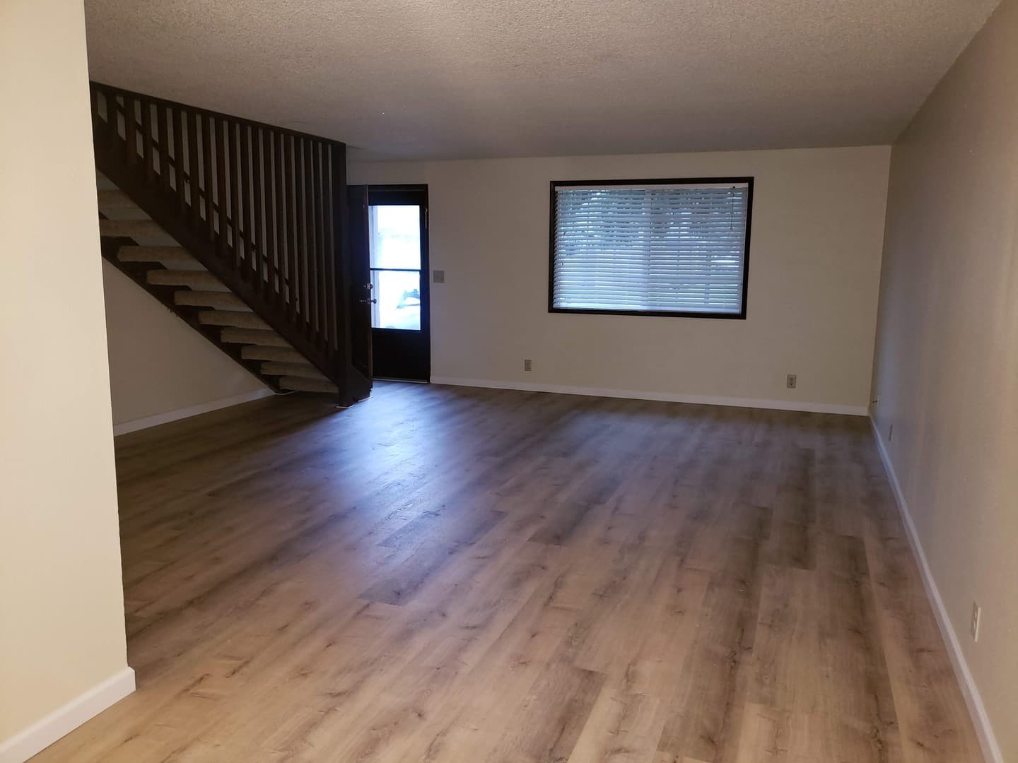 Remodeled 2 Bedroom for only $1495/mo 2 of 10