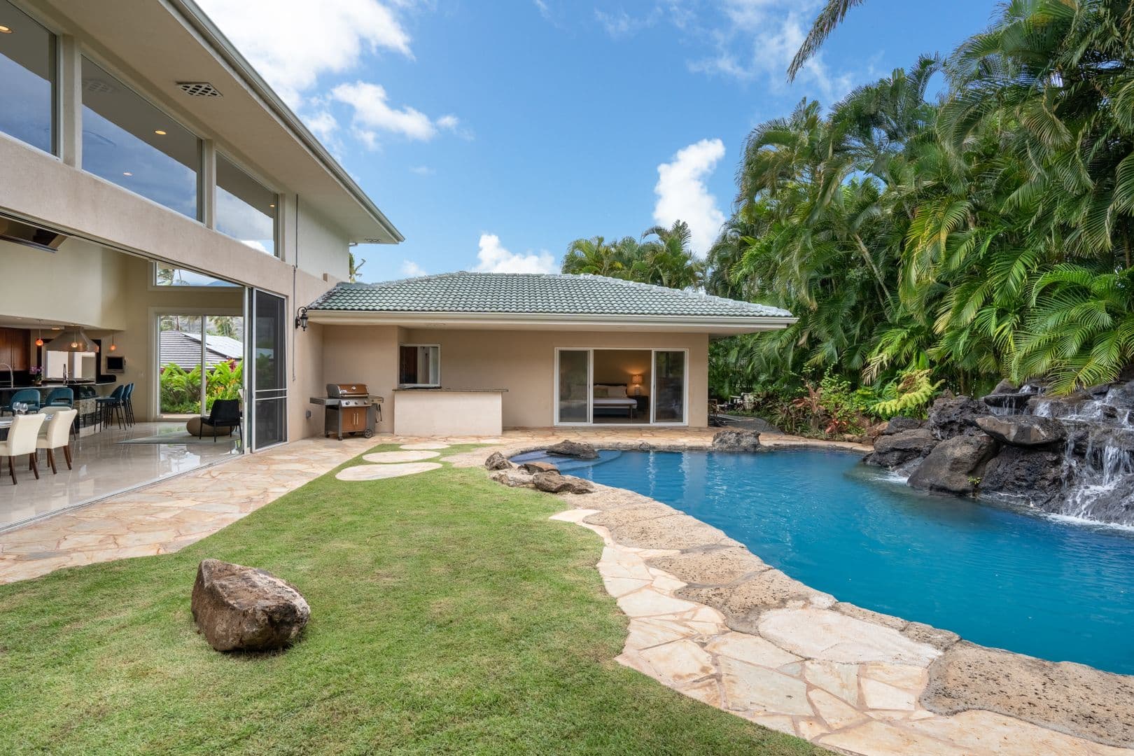 San Luis - 260 Portlock Road (GT20) 24 of 24