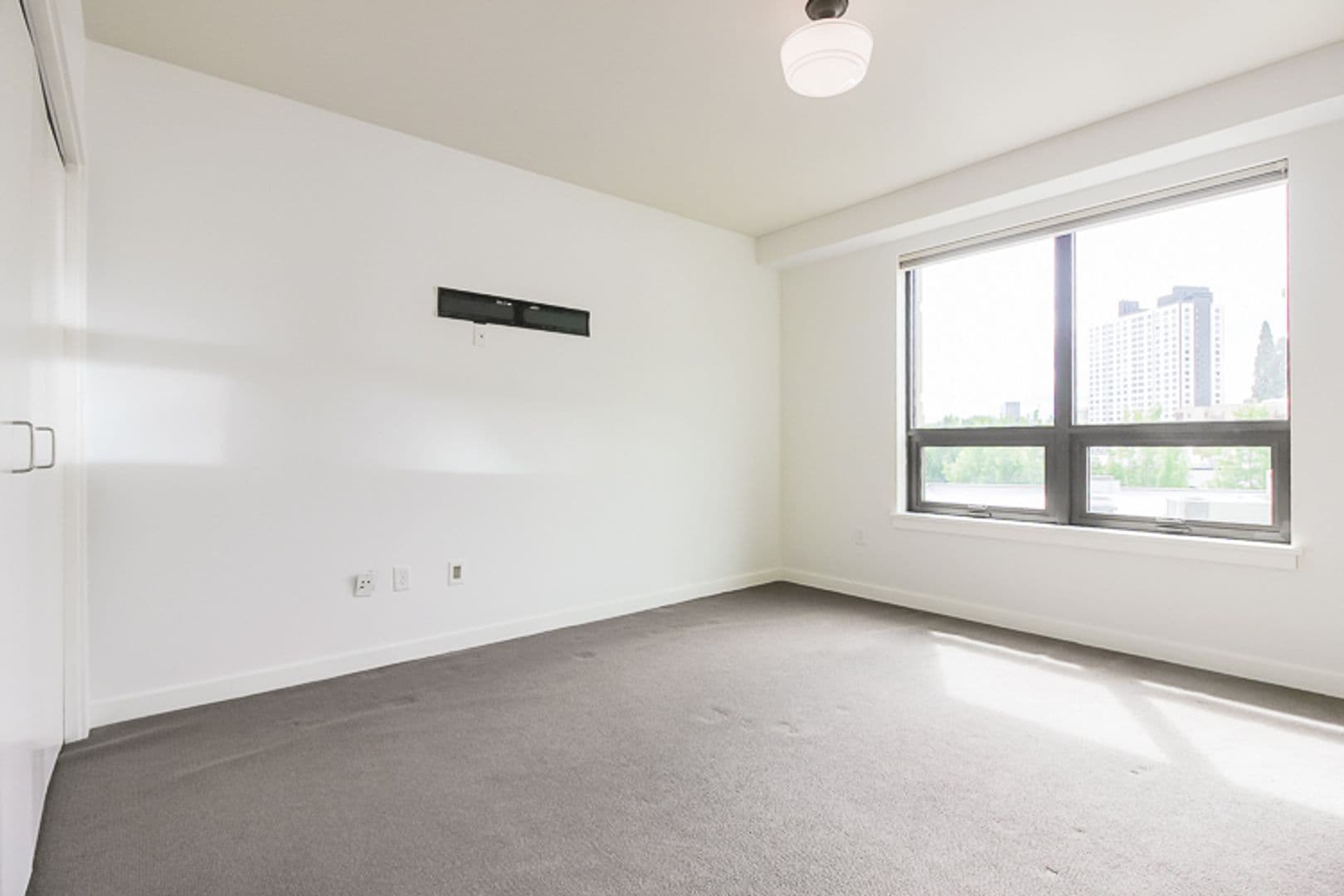 2351 NW Westover Rd - Unit 404 14 of 19