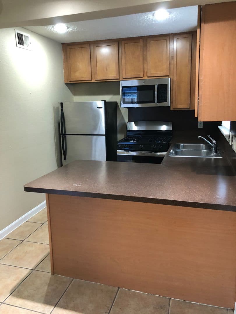 Sandpiper Apartments 2 of 7