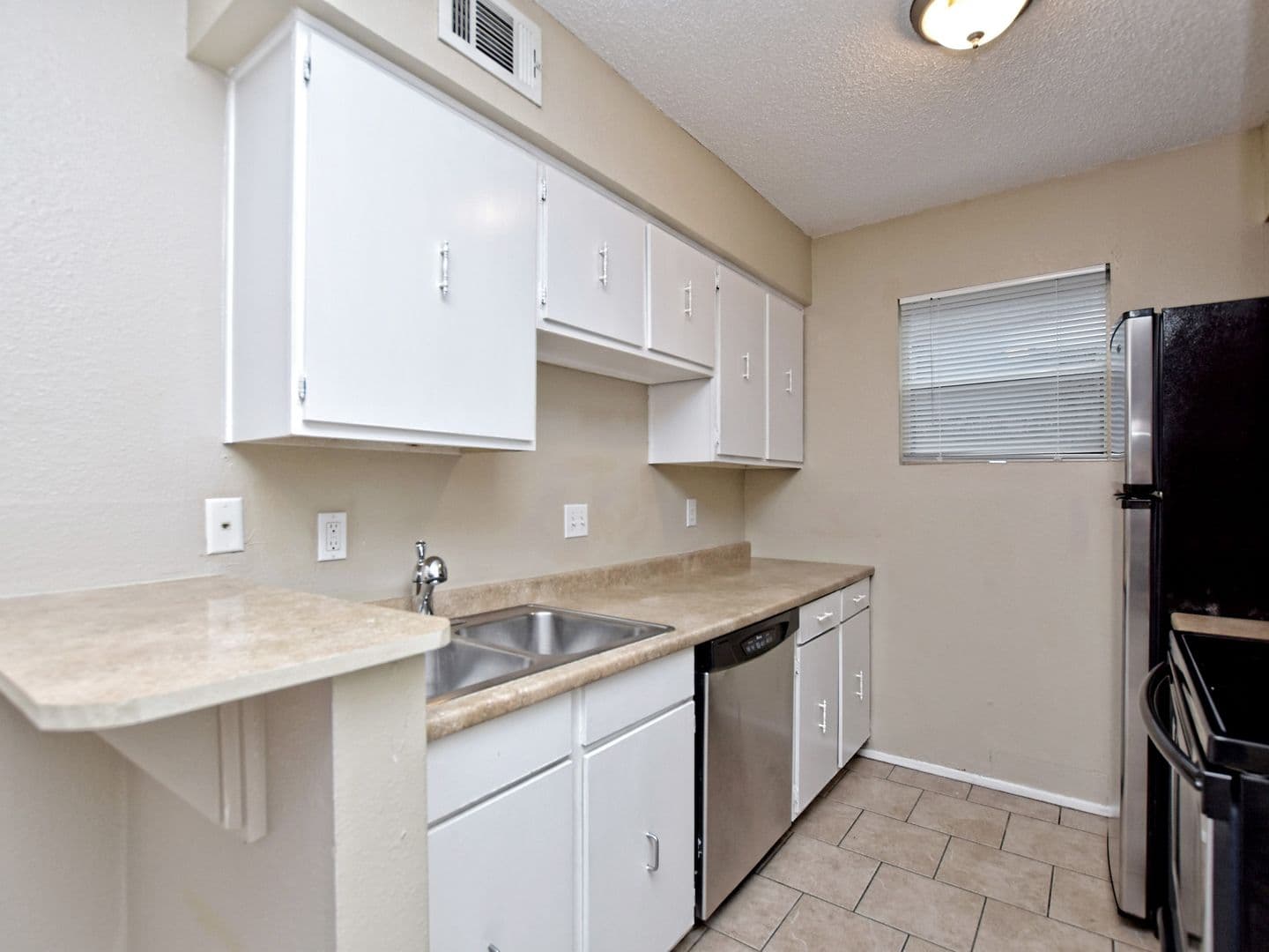 Peppertree Apartments 11 of 15