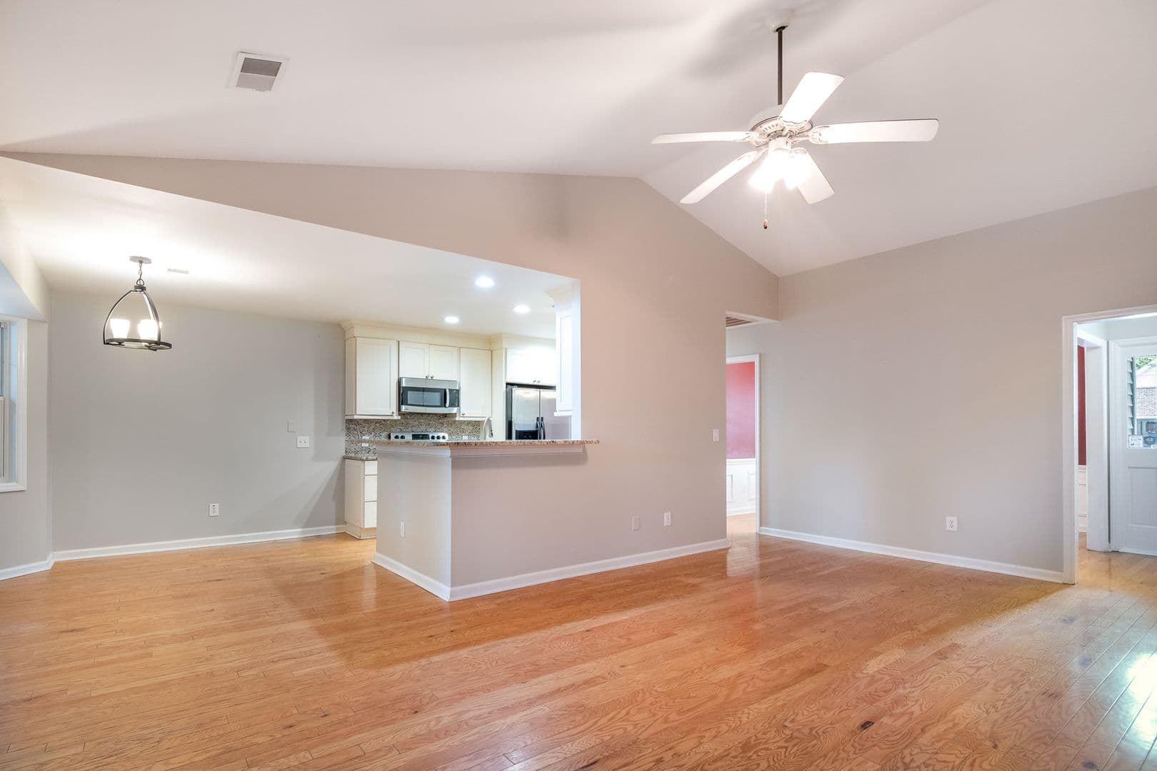 1561 Glen Erin Drive 13 of 26