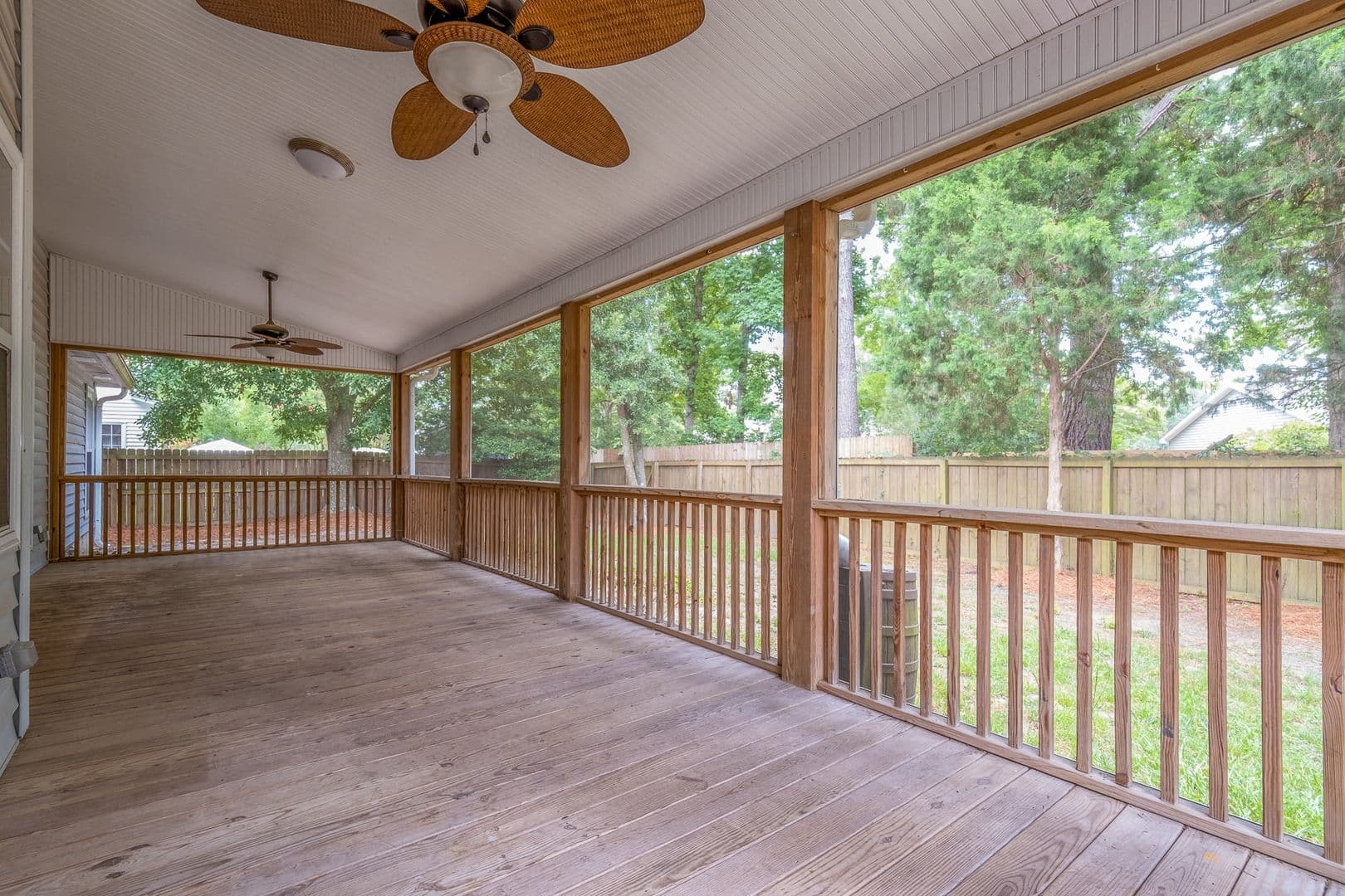 1561 Glen Erin Drive 5 of 26