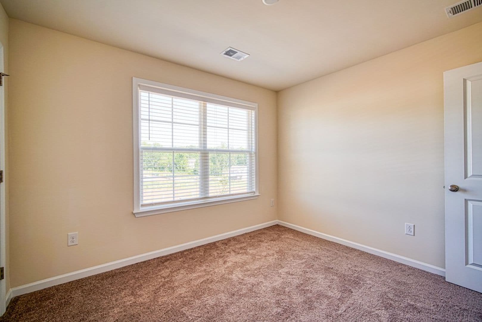 580 Millsgate Circle 32 of 43