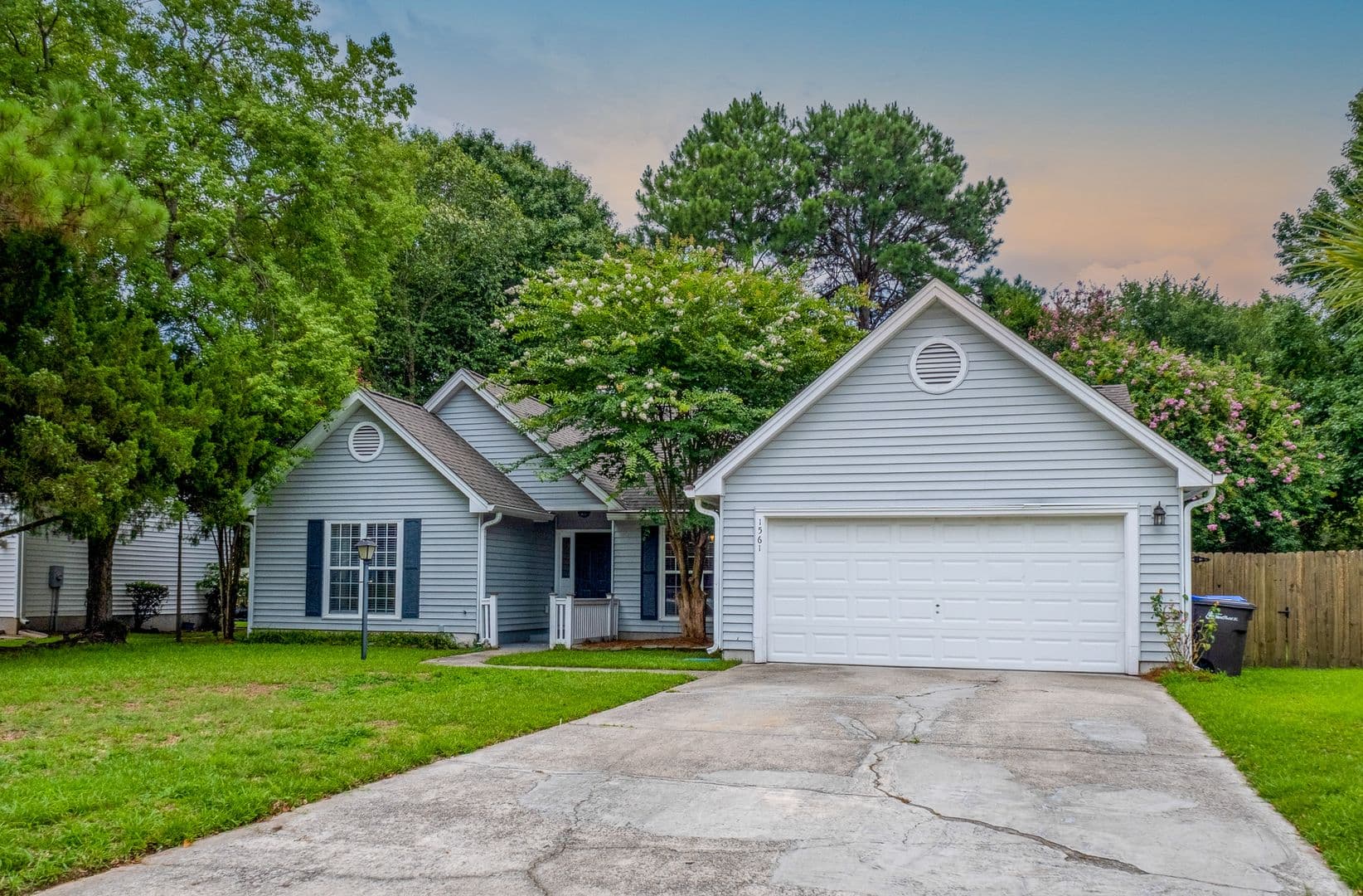 1561 Glen Erin Drive 2 of 26