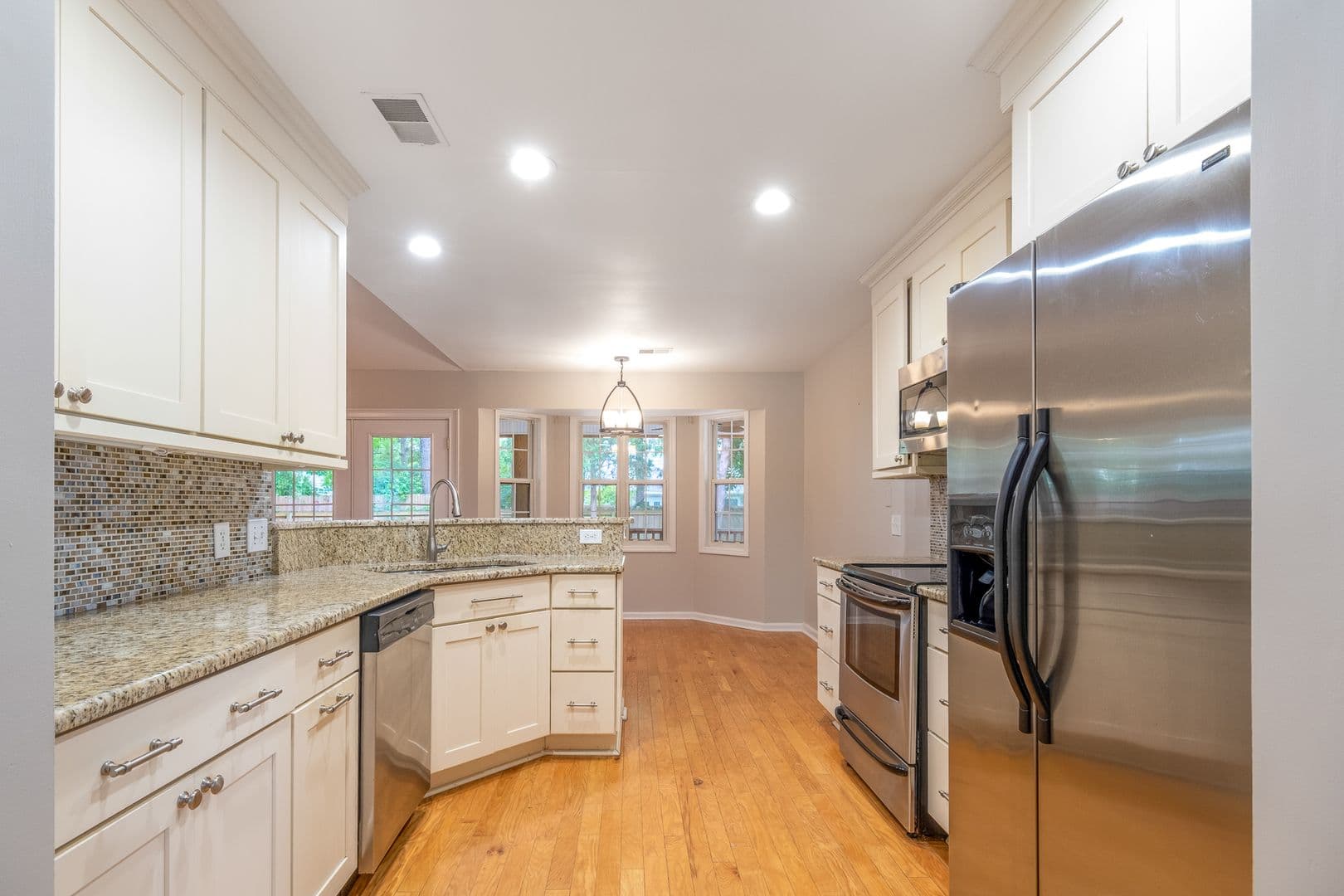 1561 Glen Erin Drive 16 of 26