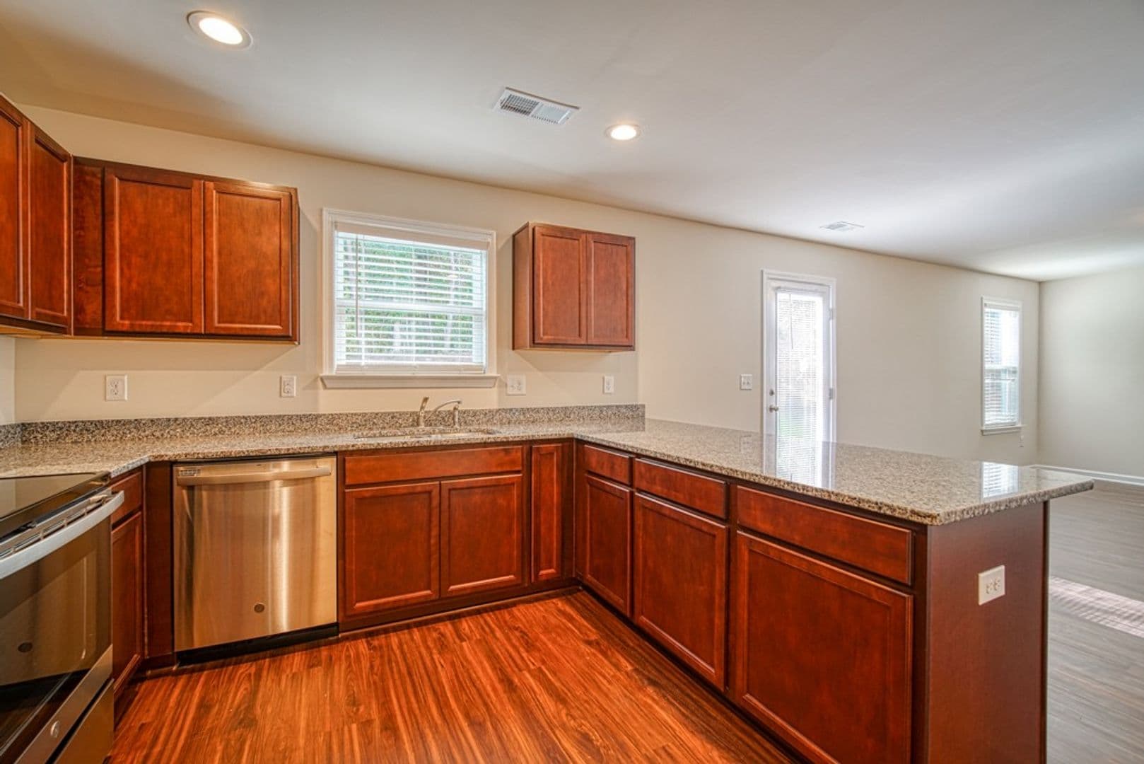 580 Millsgate Circle 13 of 43