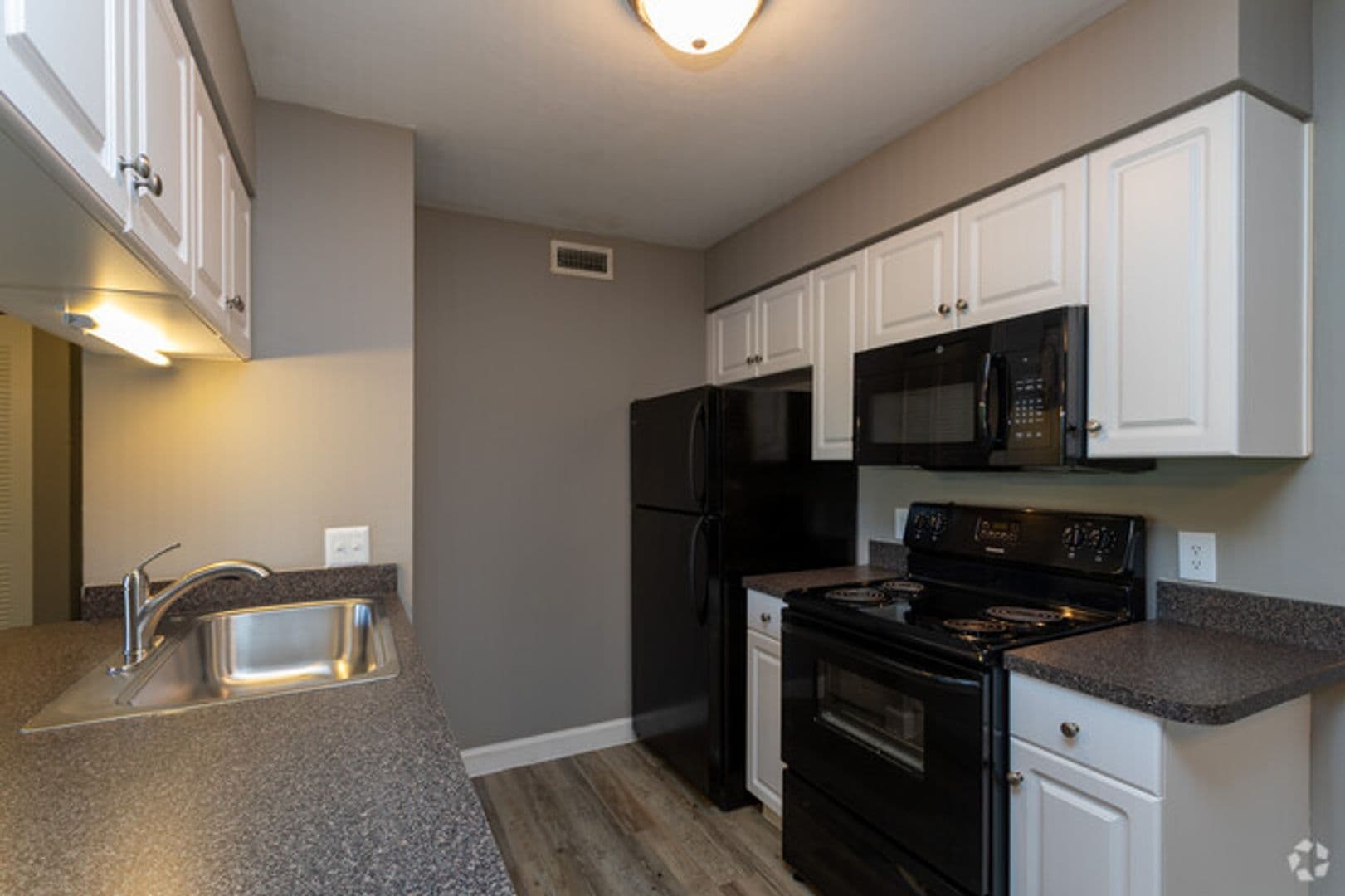 Pinnacle Estates 6 of 18