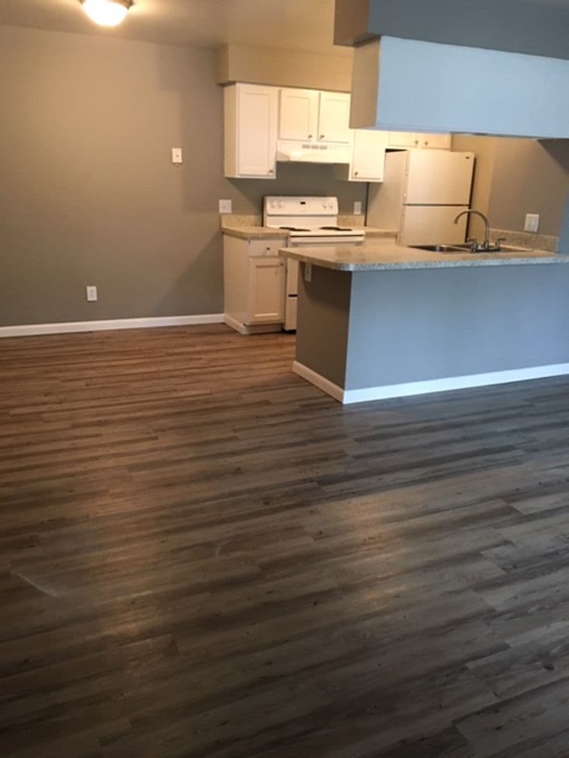 Pinnacle Estates 4 of 18