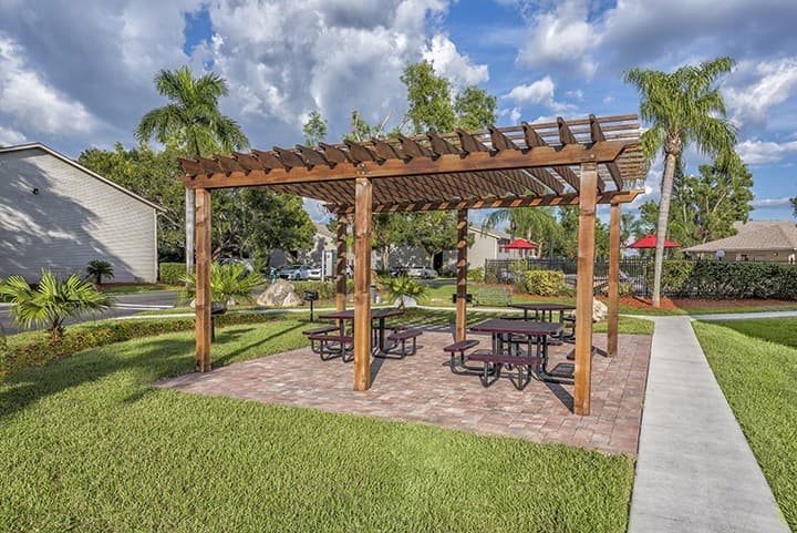 Pinnacle Estates 3 of 13