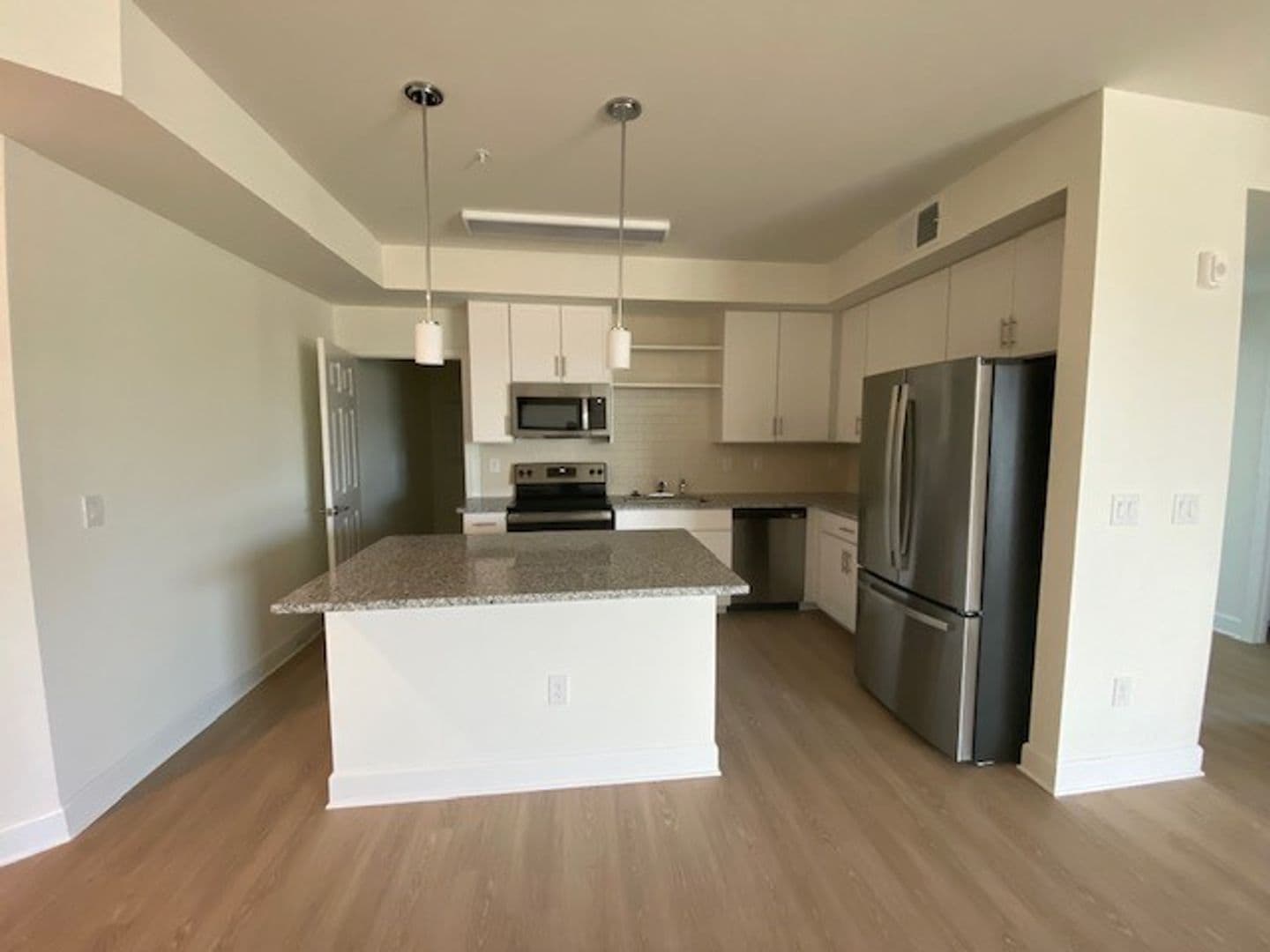 San Carlos Apartments 1 of 18