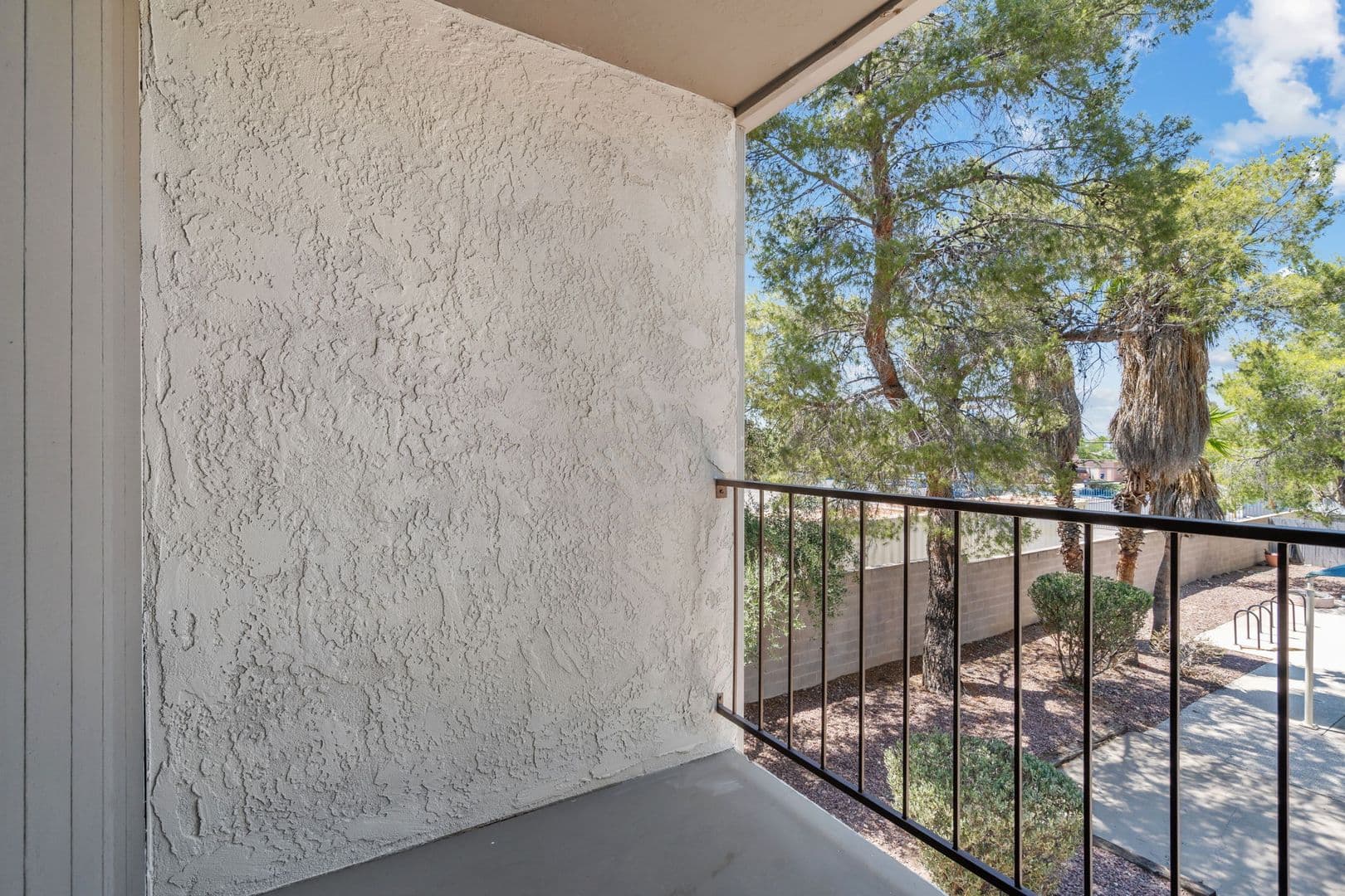 Peppertree Apartments 10 of 11