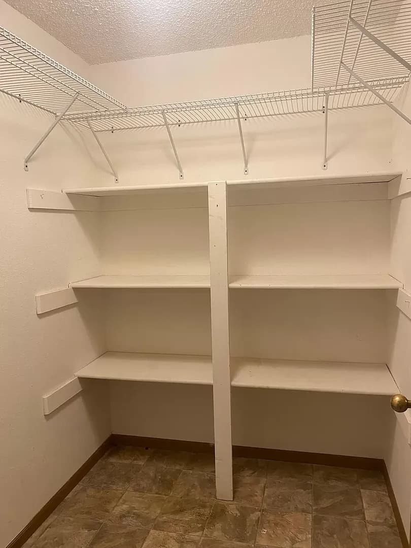 2Bd, 1.5B, Leavenworth KS 13 of 18