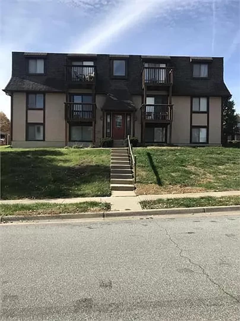 2Bd, 1.5B, Leavenworth KS 9 of 18