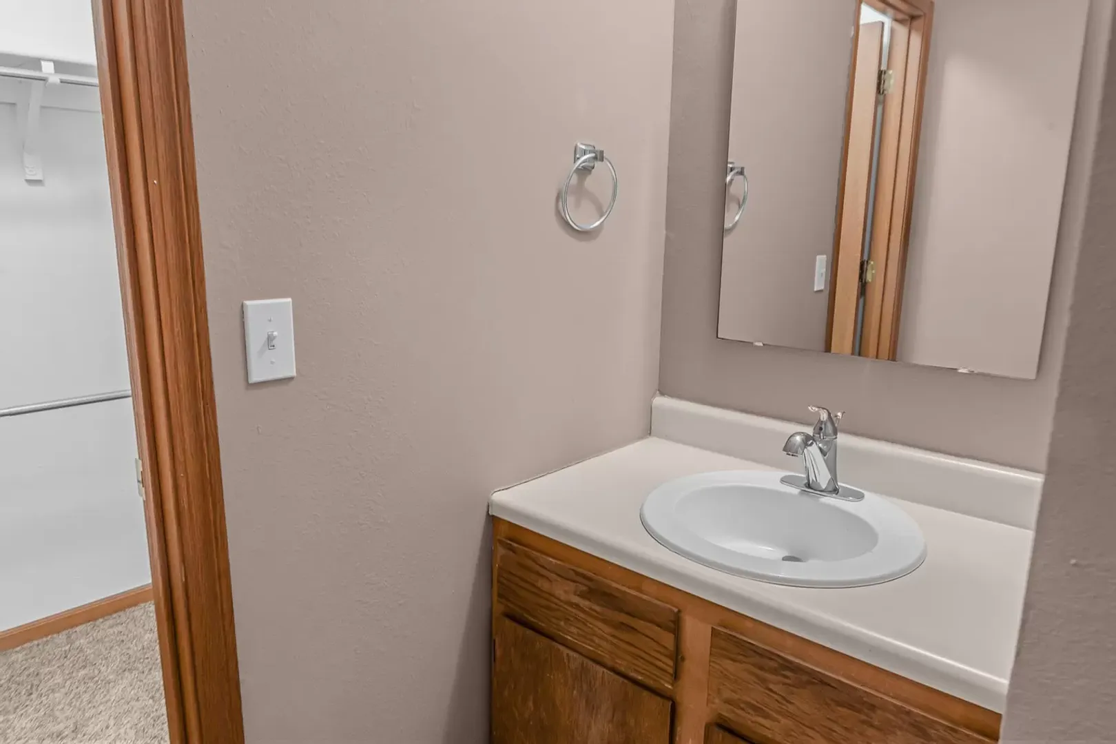 2Bd, 1.5B, Leavenworth KS 15 of 18