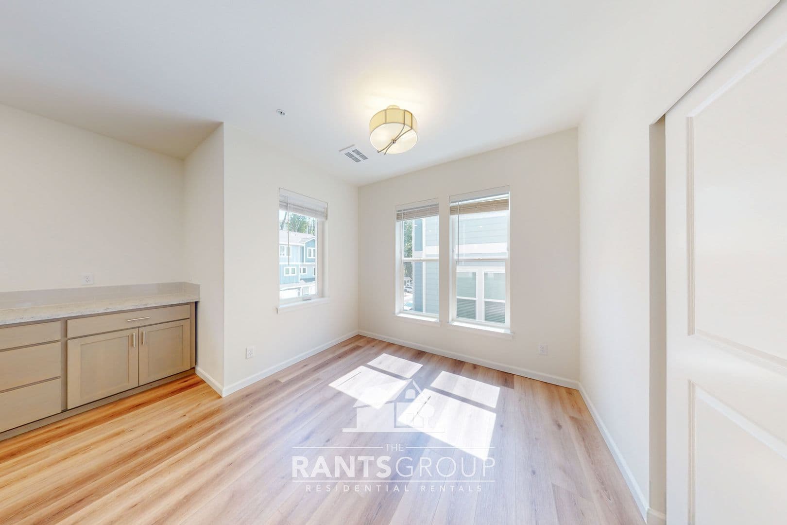 540R - Forest Park Townhomes 7 of 29