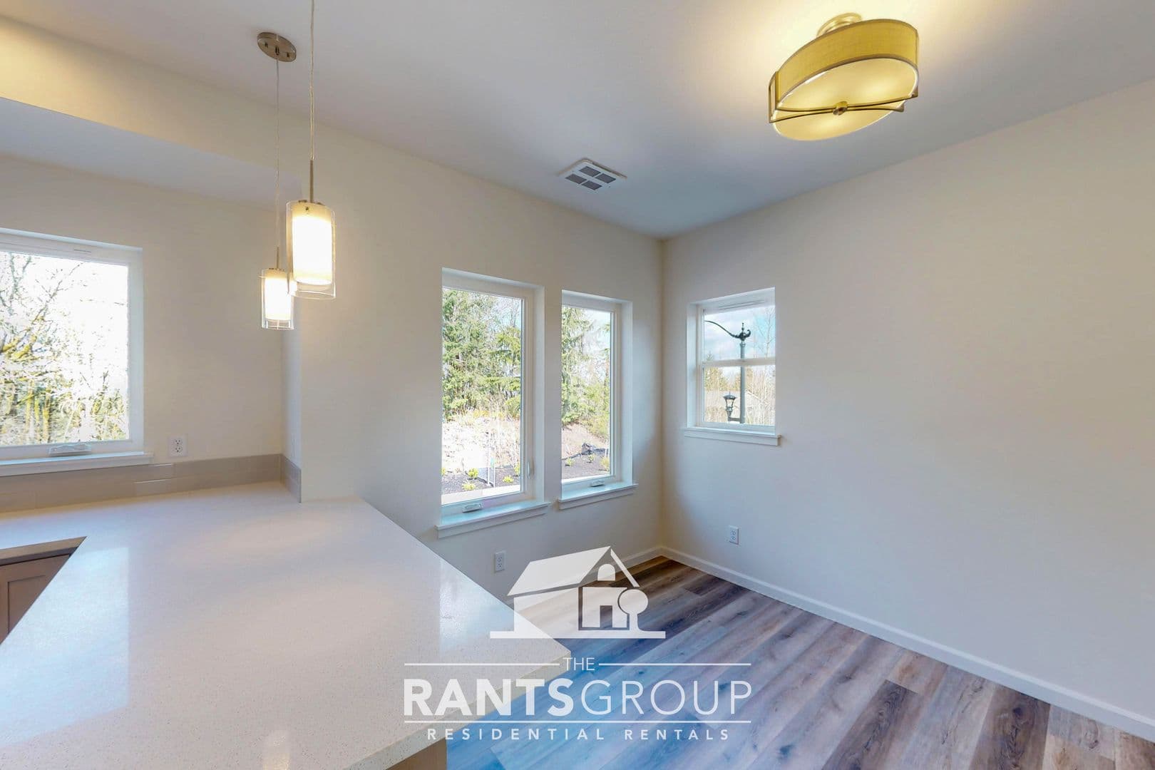 540R - Forest Park Townhomes 5 of 20