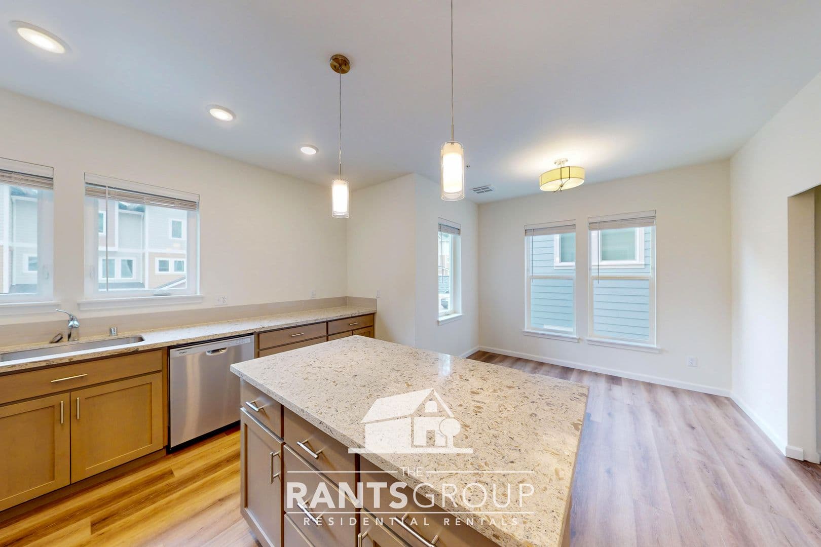 540R - Forest Park Townhomes 7 of 27