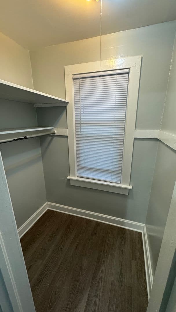 219 W. 15th St. 15 of 22