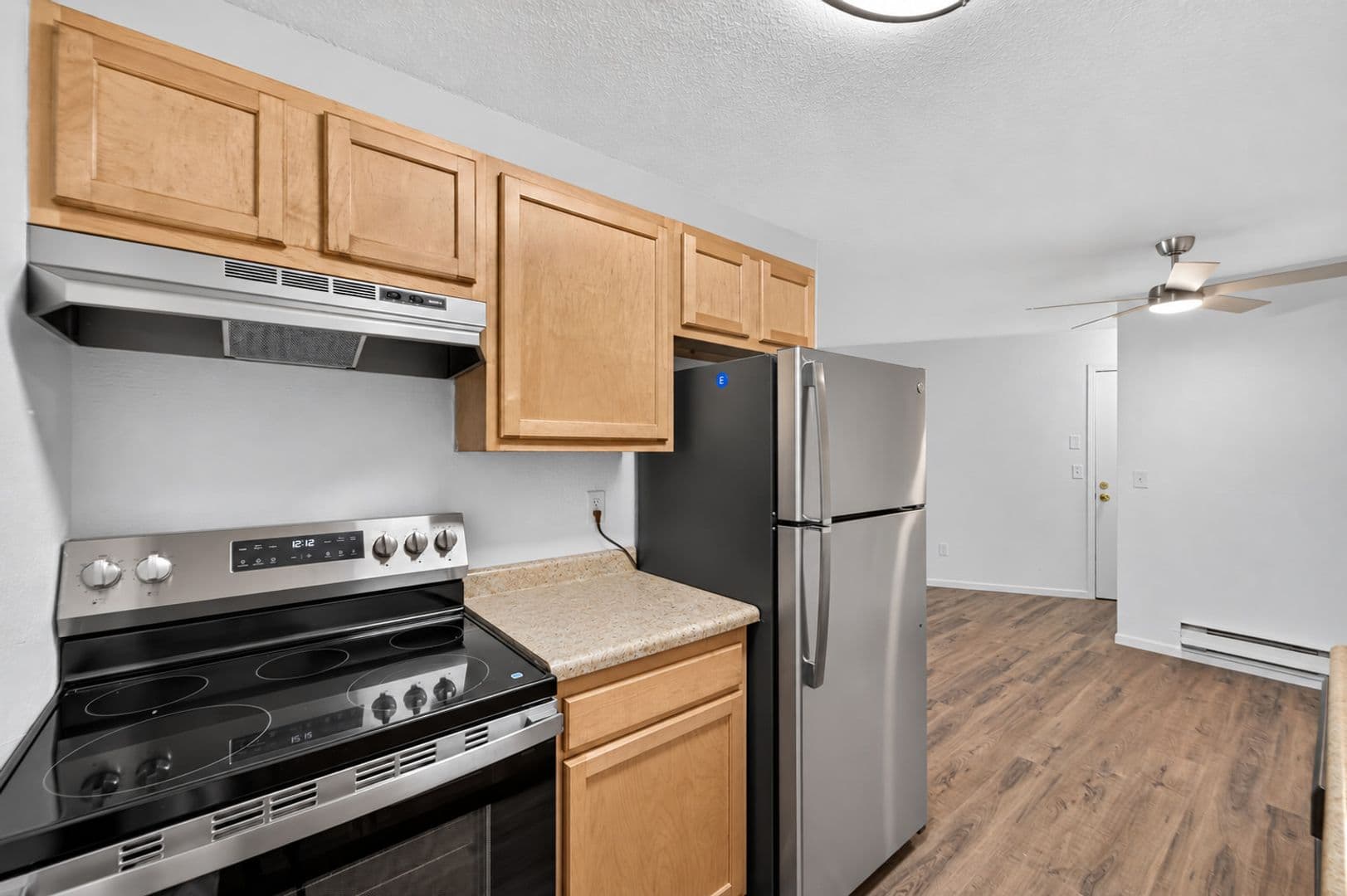 Pineview Apartments 2 of 7