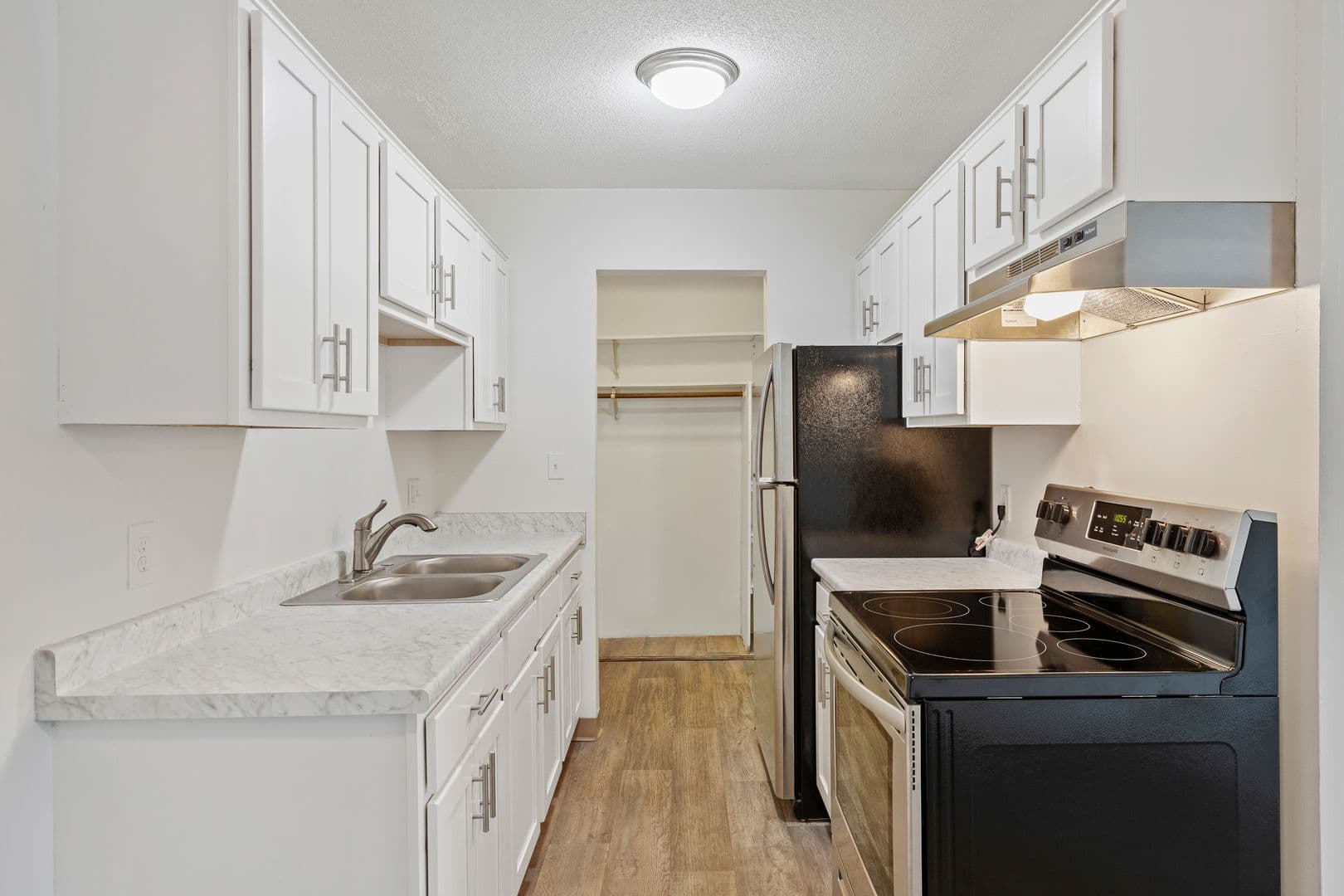 109th Place Apartments 3 of 13