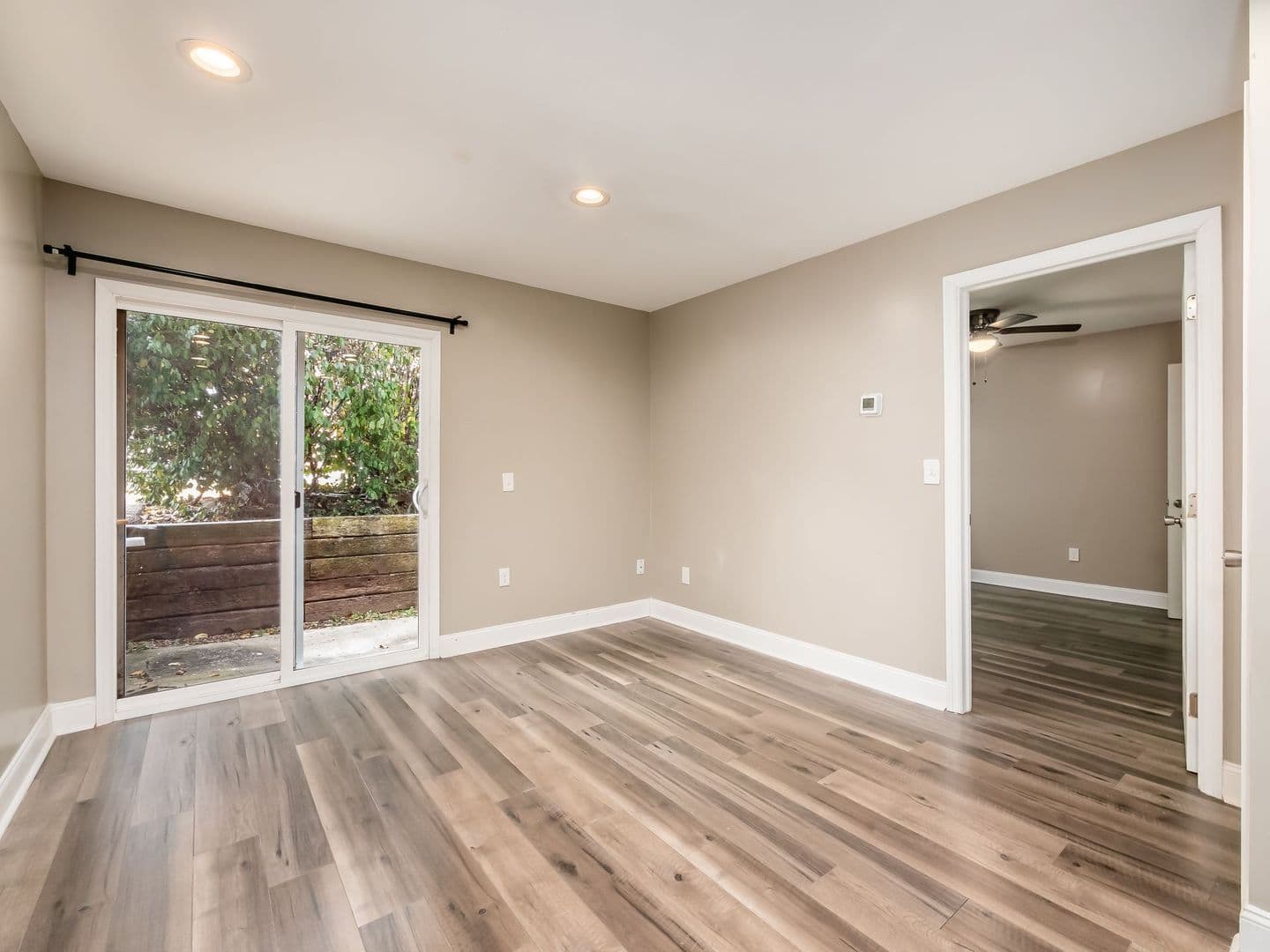 ✨ Renovated 1-Bedroom Apartment | Private Parking | Move-In Special!!! 33 of 38