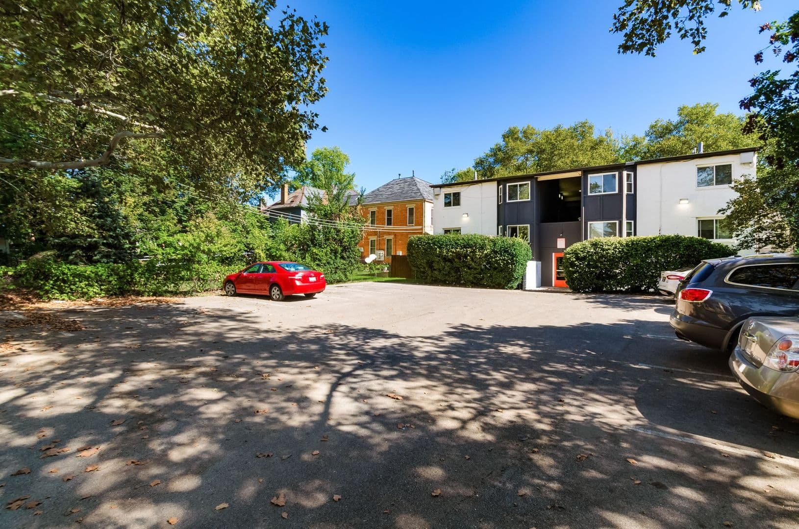 ✨ Renovated 1-Bedroom Apartment | Private Parking | Move-In Special!!! 32 of 35