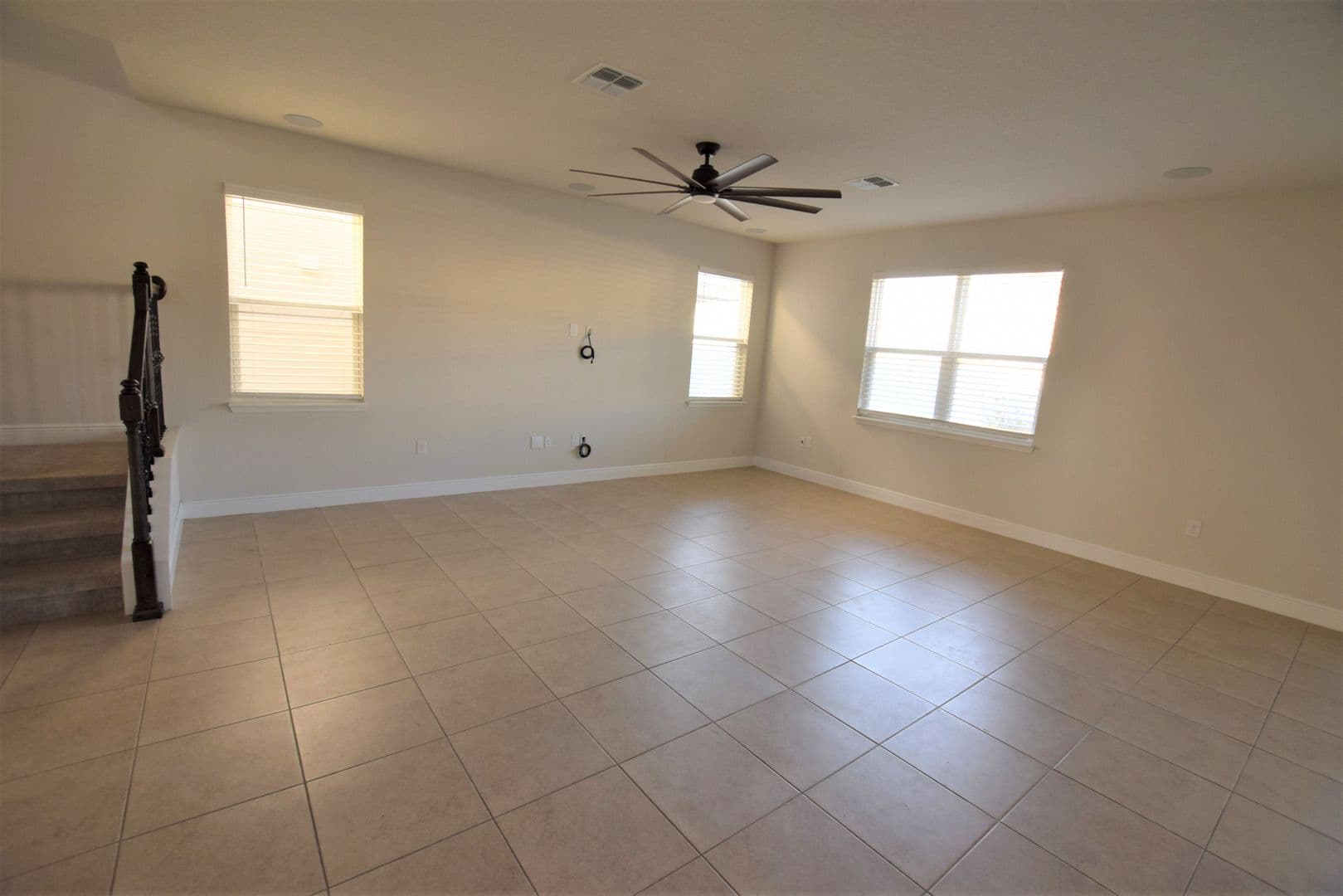 SilverCreekStreet4358 5 of 24