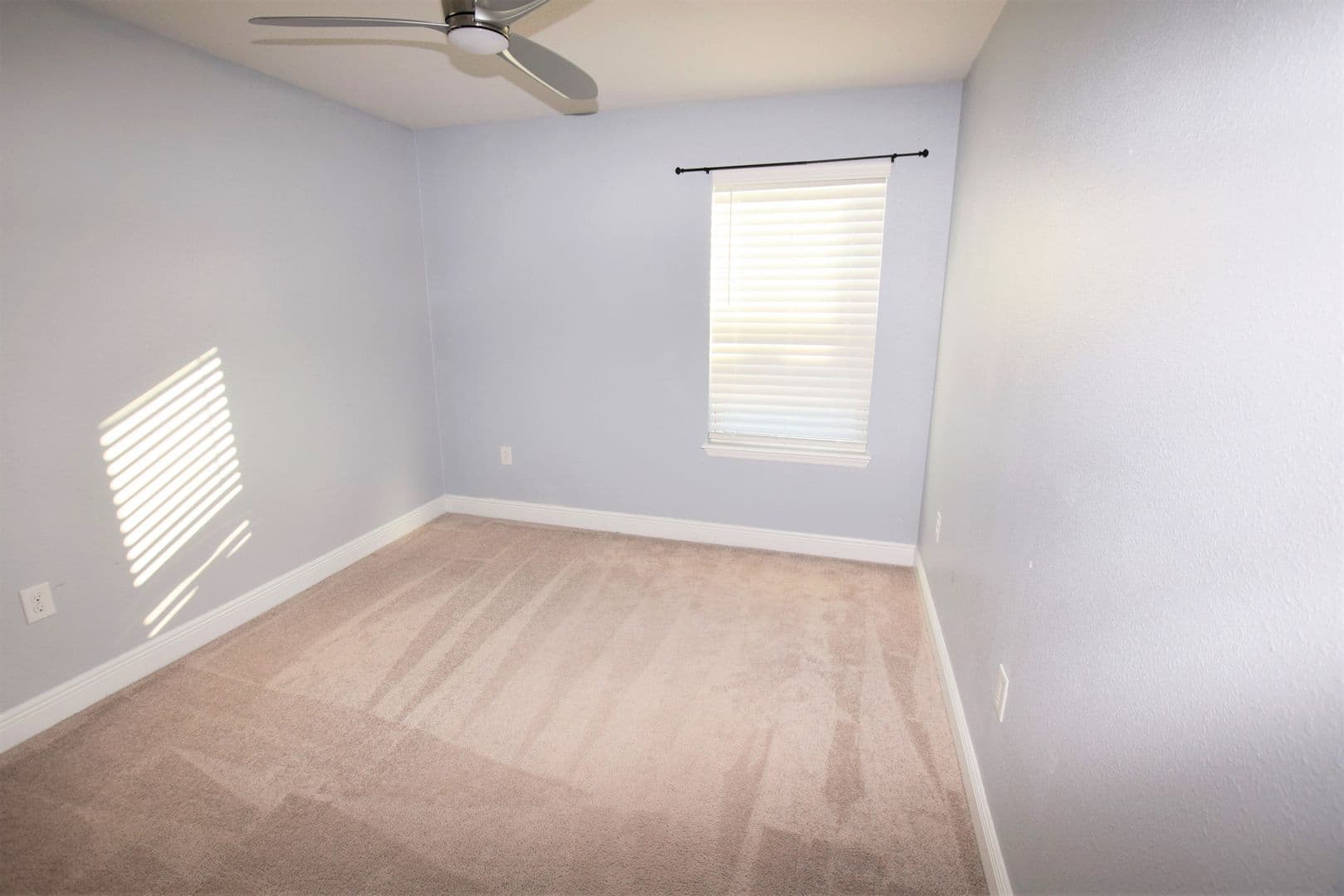 SilverCreekStreet4358 18 of 24