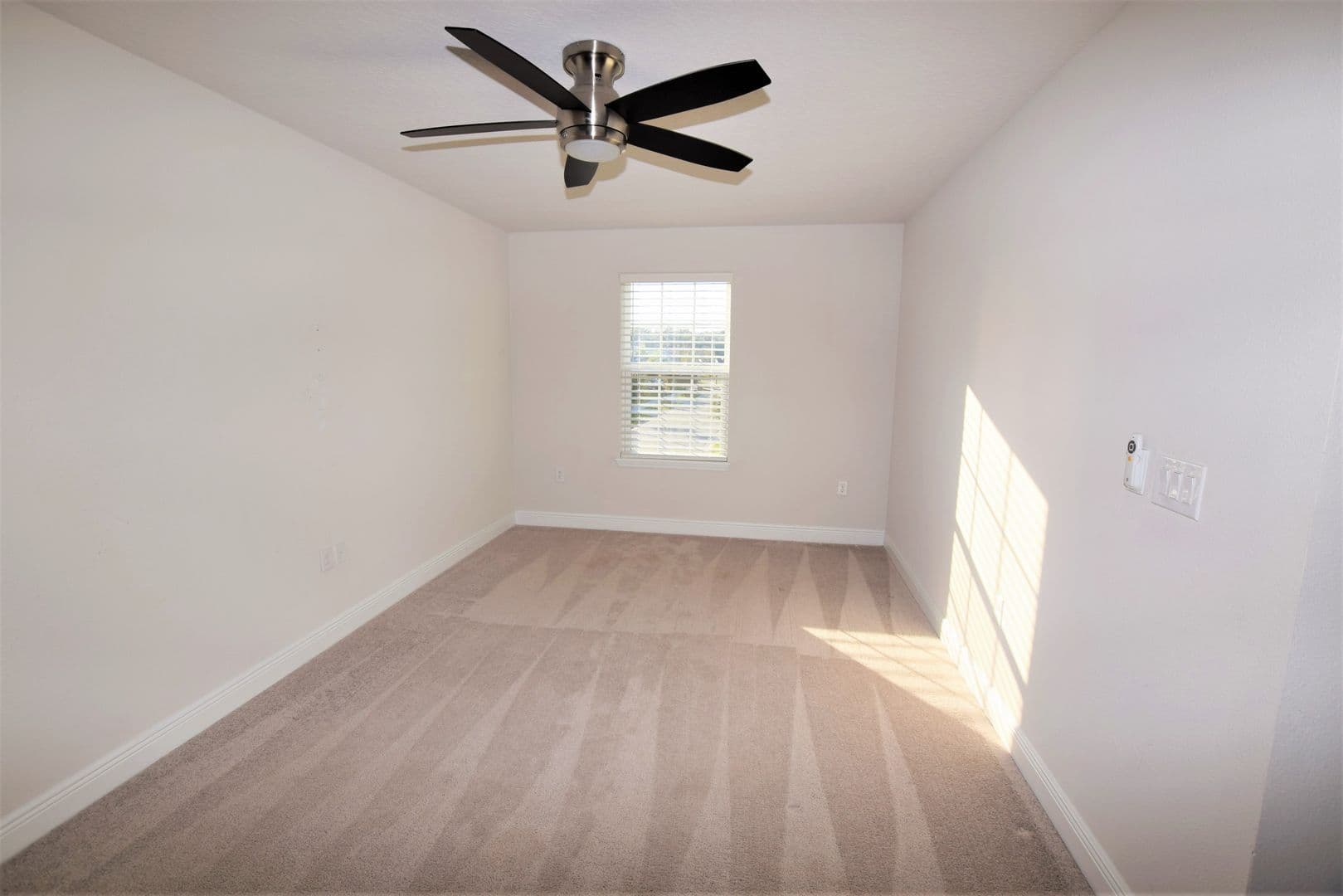 SilverCreekStreet4358 15 of 24