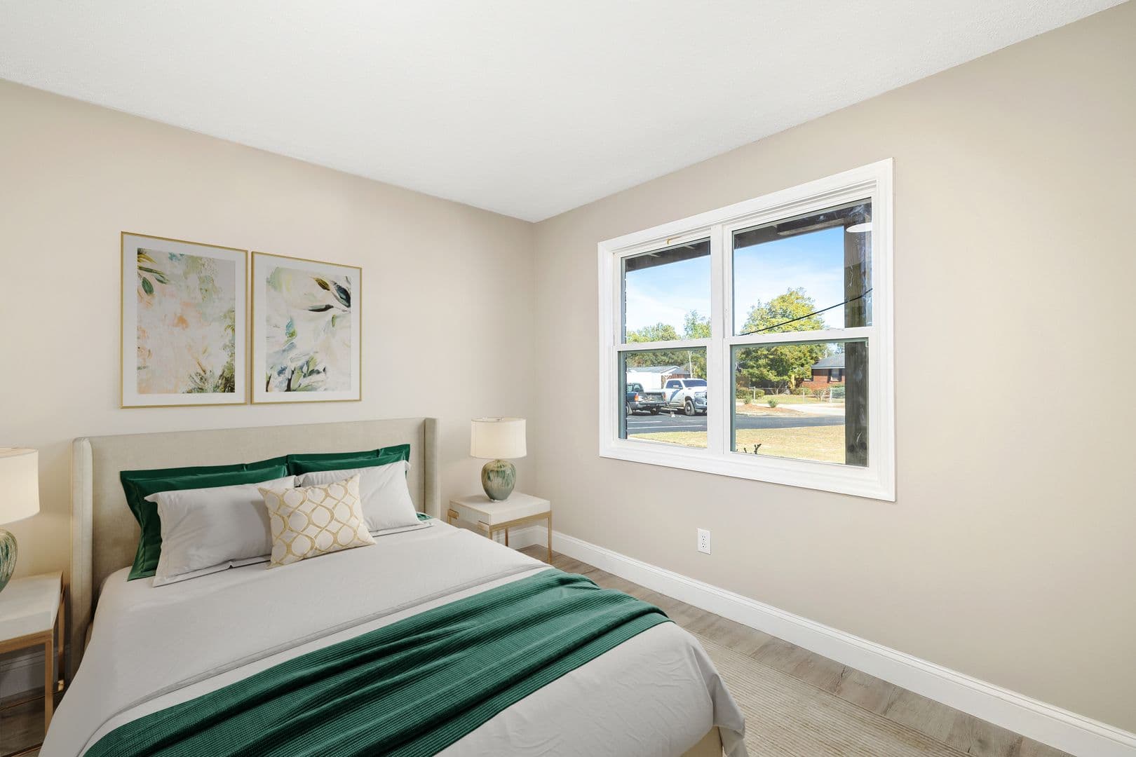 Pinedale Apartments 9 of 12
