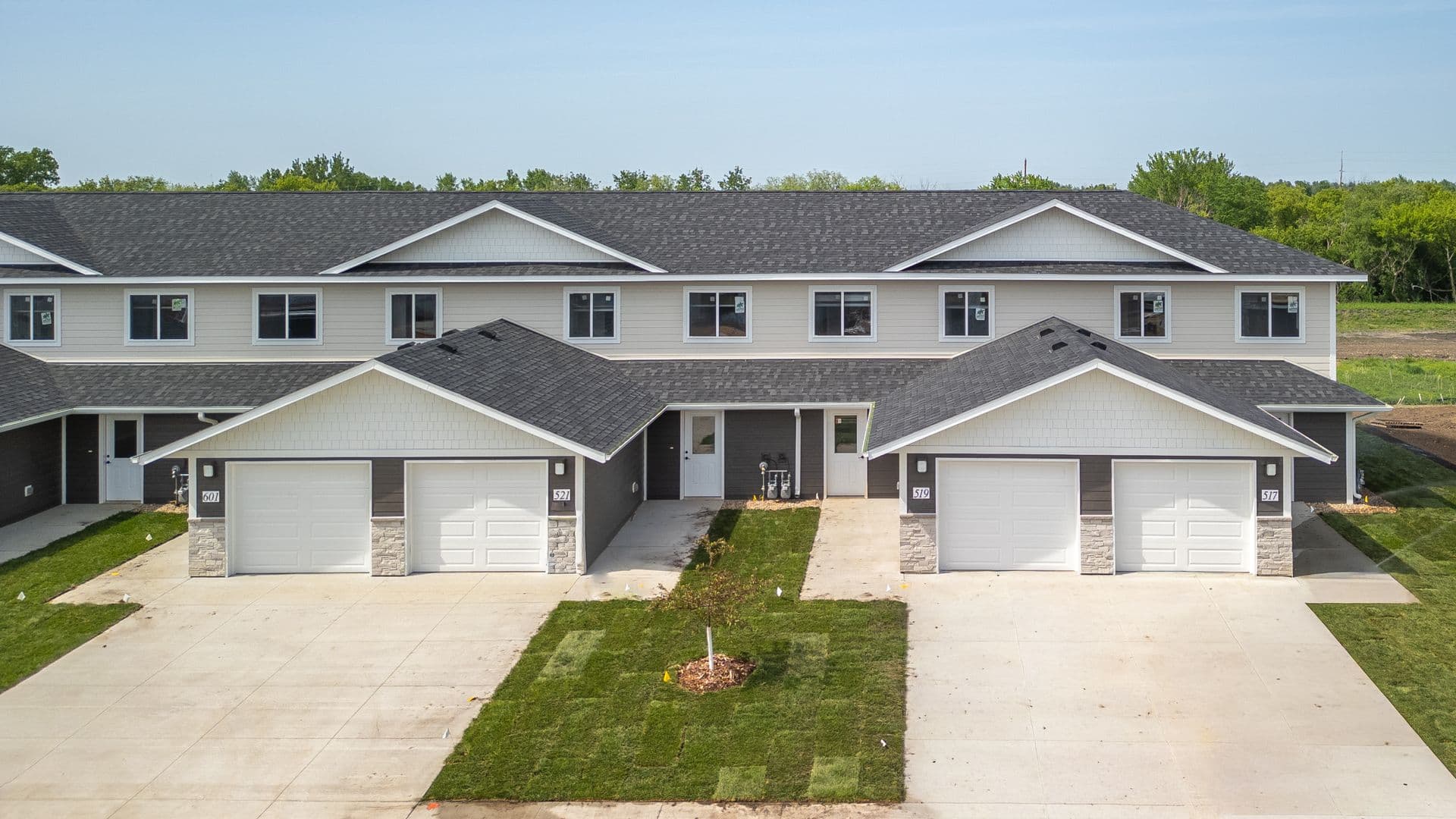 Raegan Estates 1 of 17