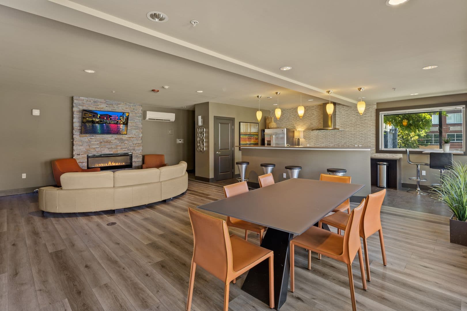 Evolve Apartments 20 of 33